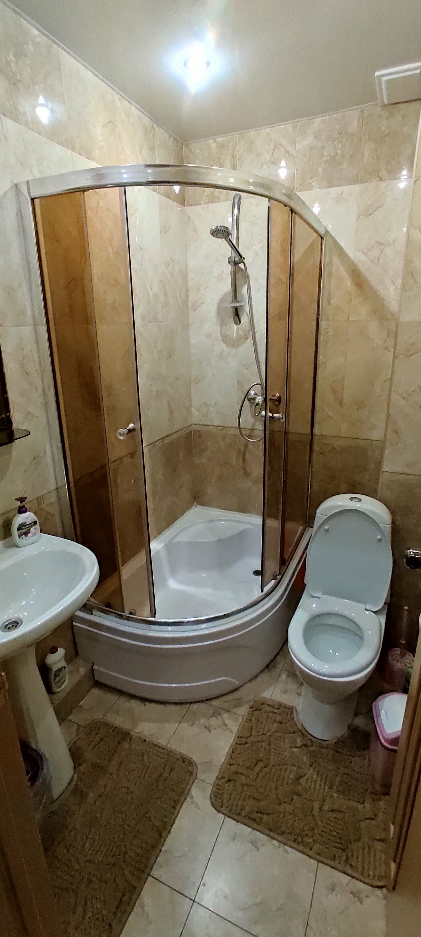 Четырехместный номер с балконом