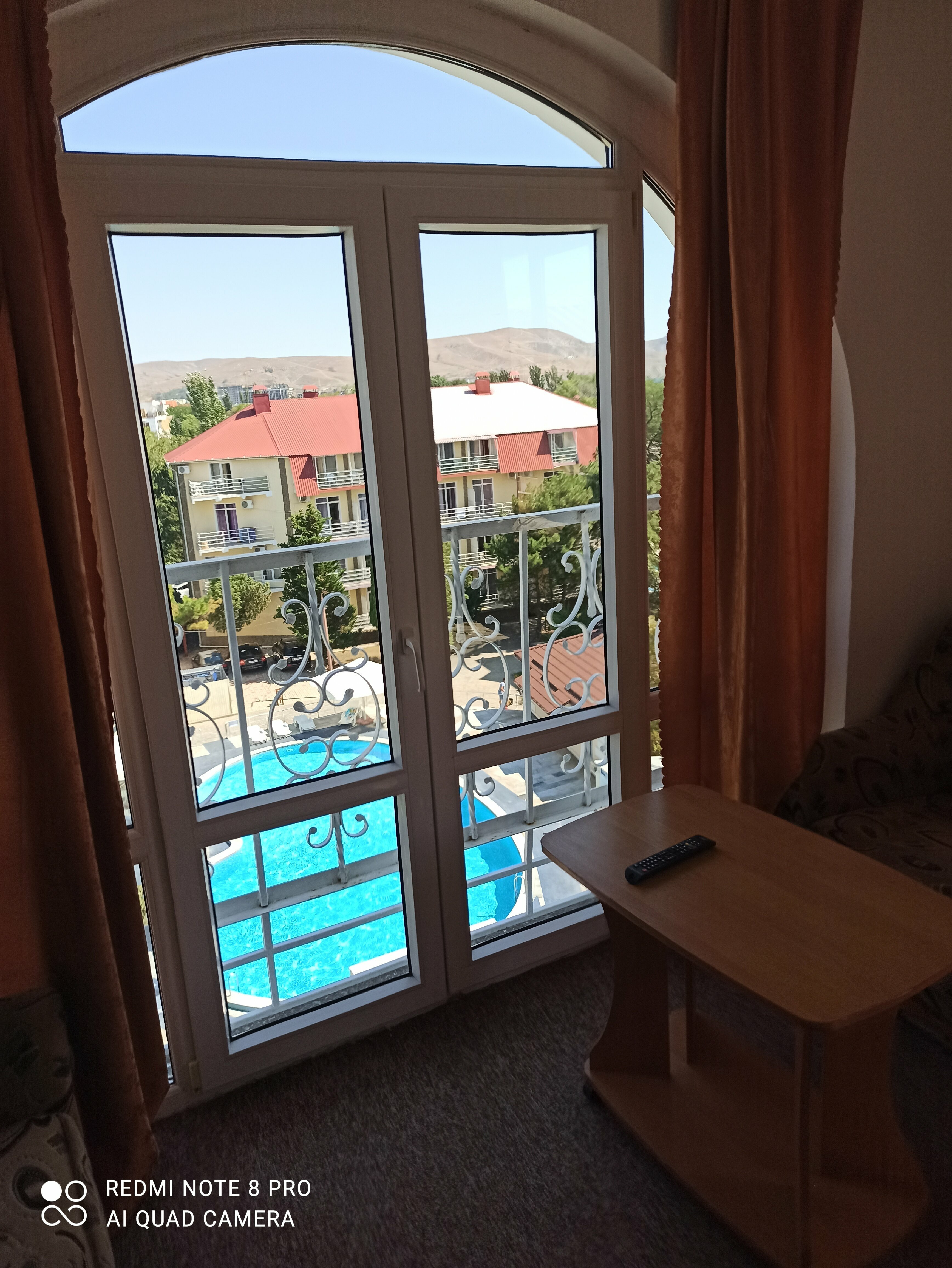 Четырехместный номер с балконом