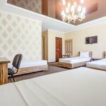 4-местный номер стандарт в Kausar Hotel