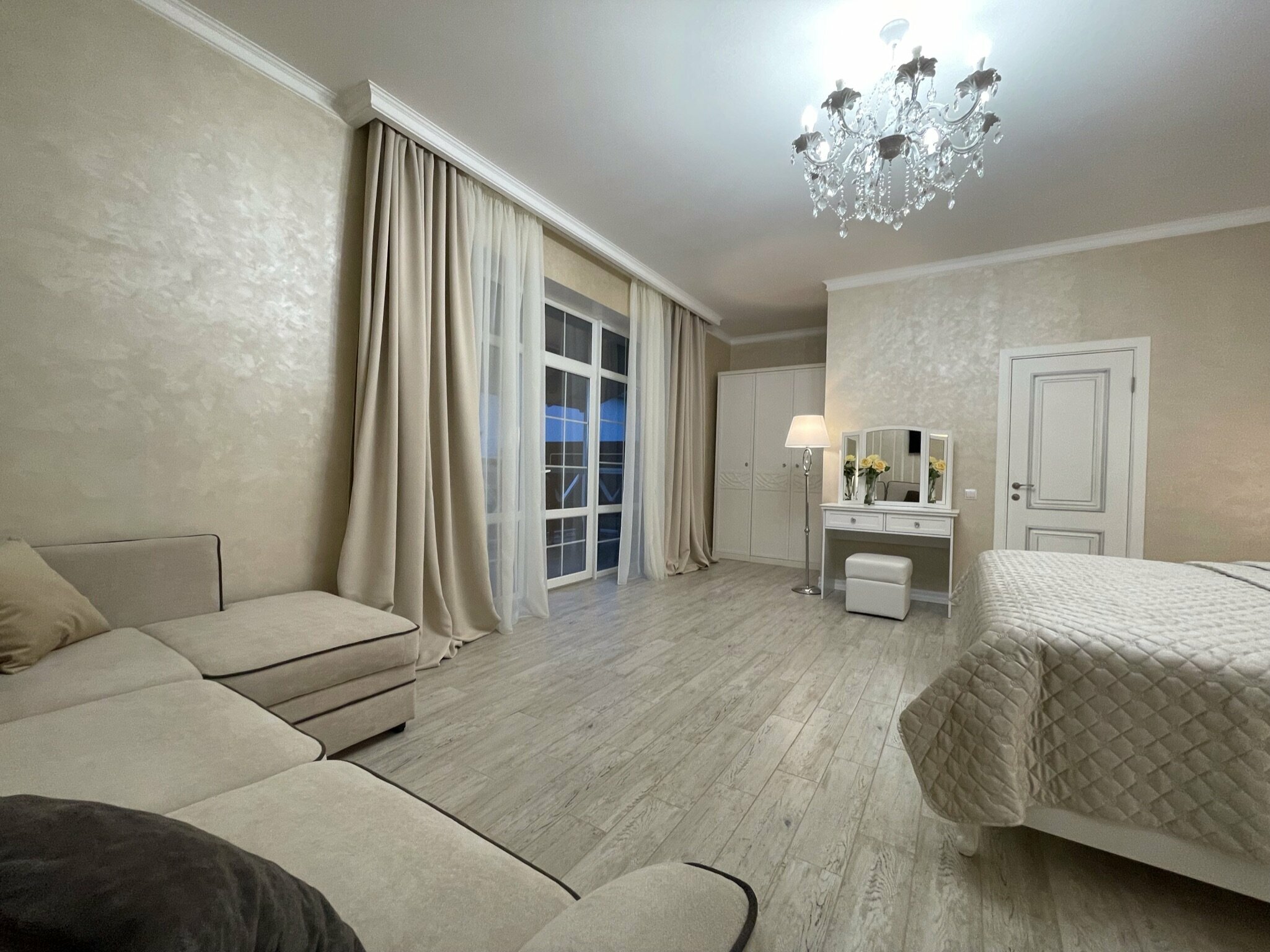 Люкс с балконом