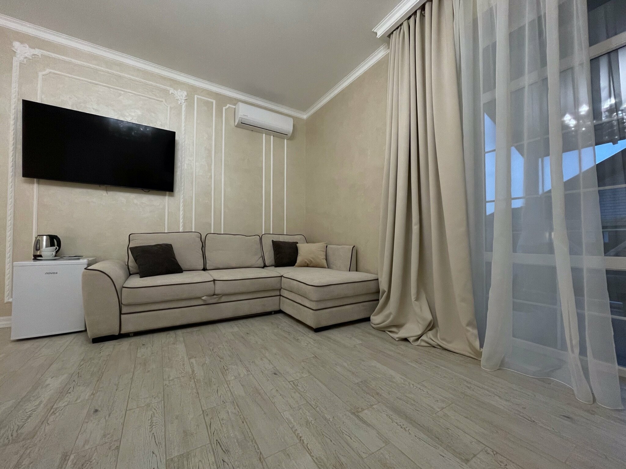 Люкс с балконом