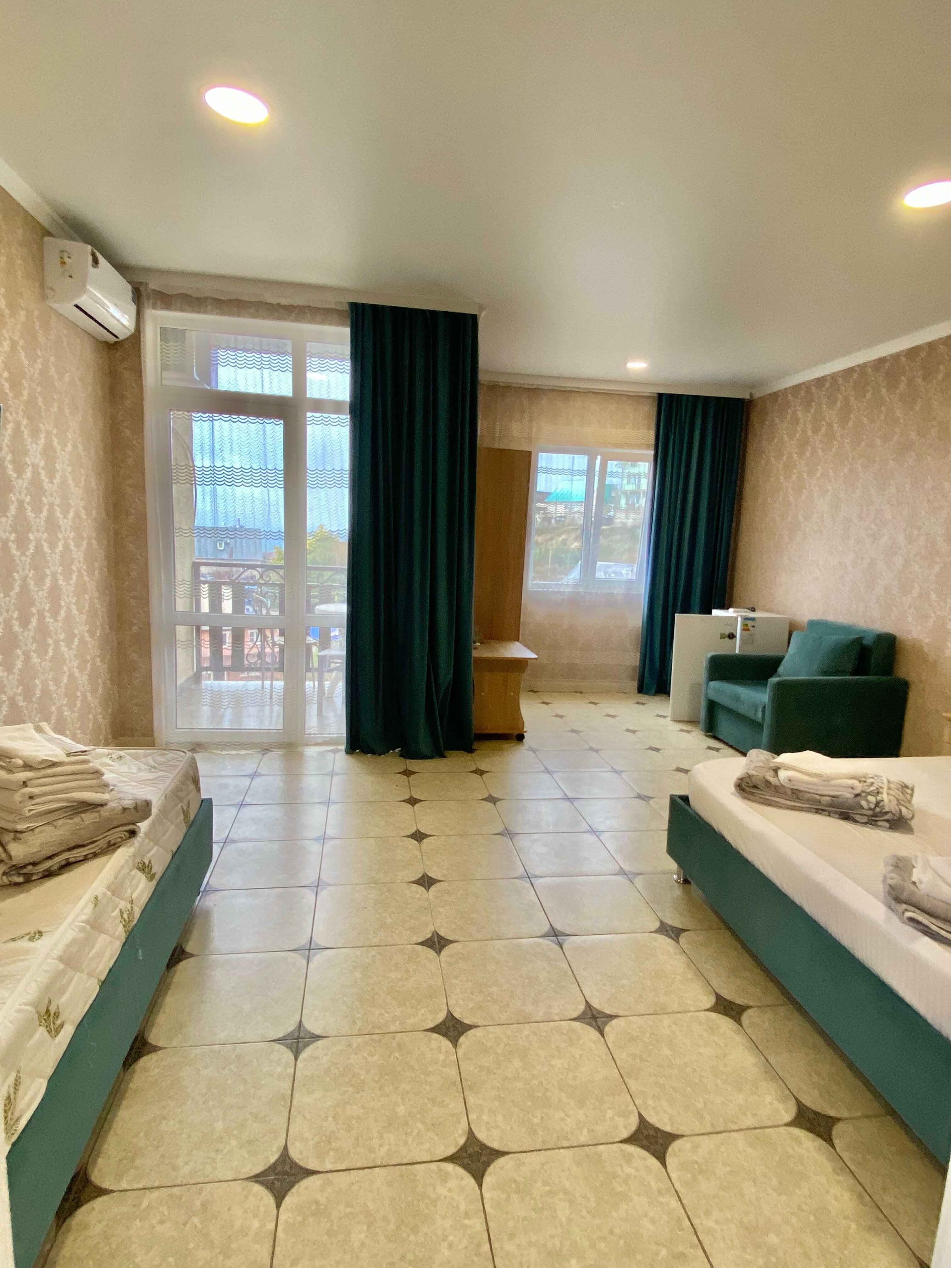 Стандартный четырехместный номер