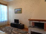 Cемейный номер с собственной ванной комнатой в Аппартаменты в курортном центре Евпатории