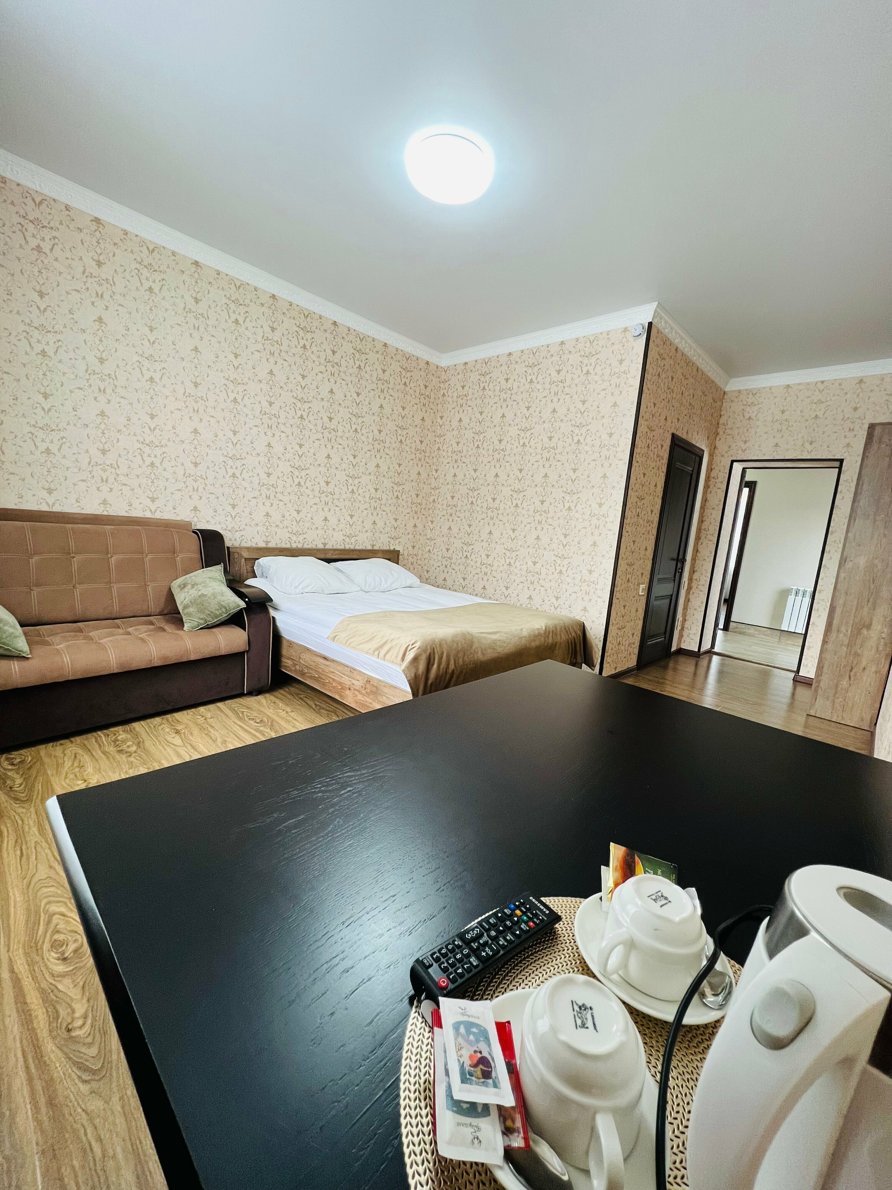 Семейный номер с видом на горы