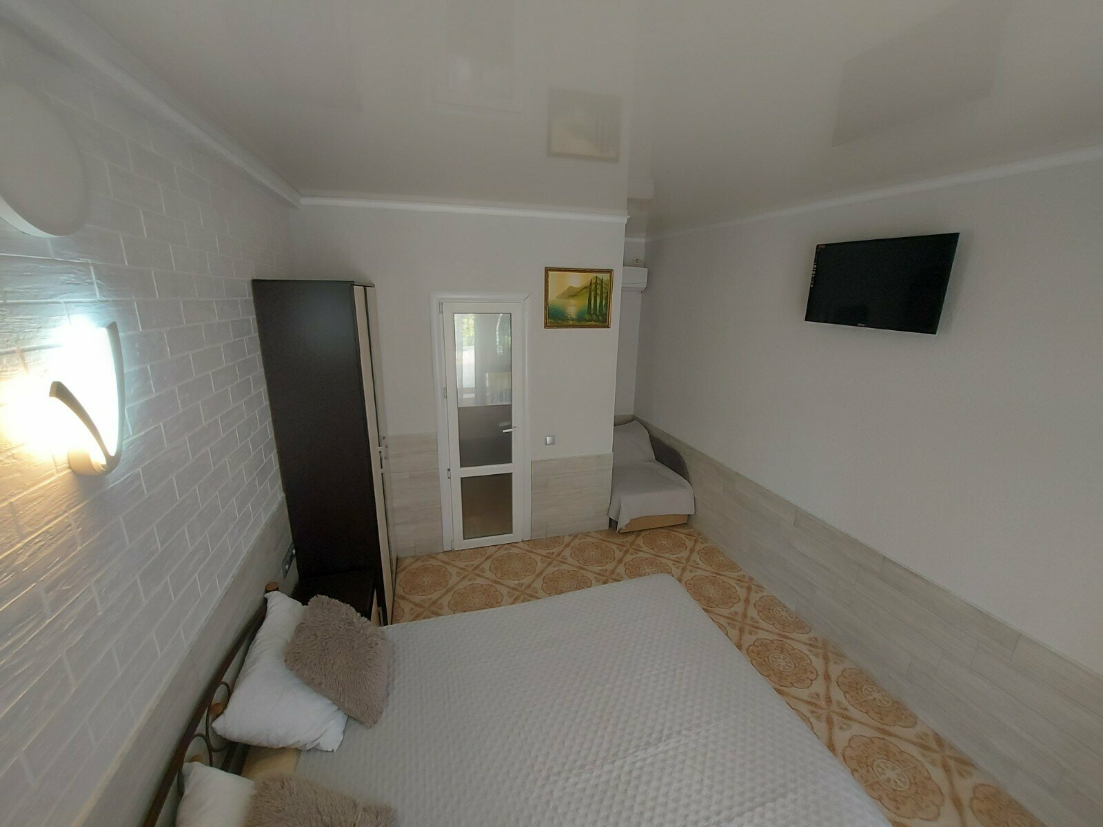 Улучшенный четырехместный номер