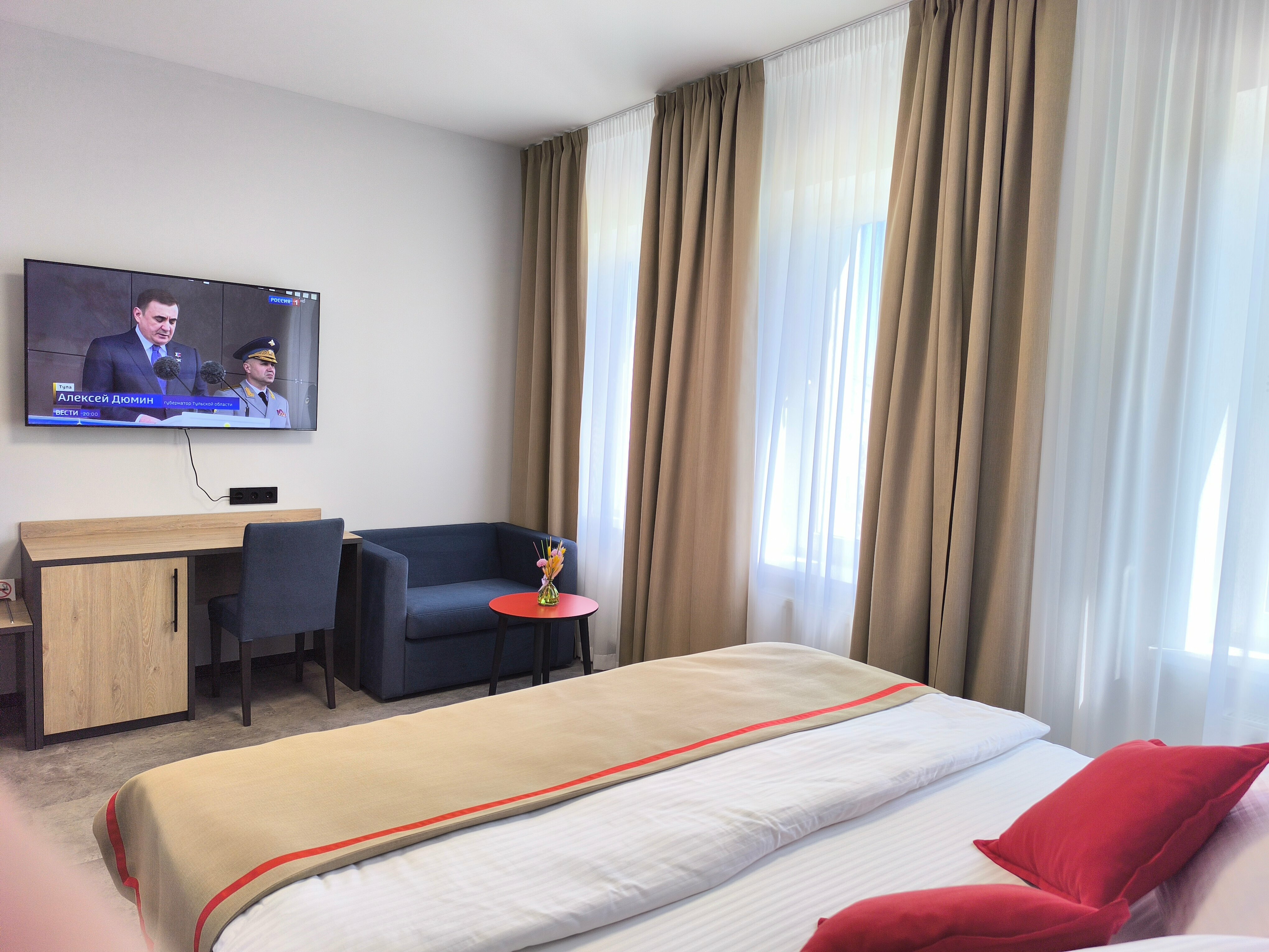 Номер Делюкс