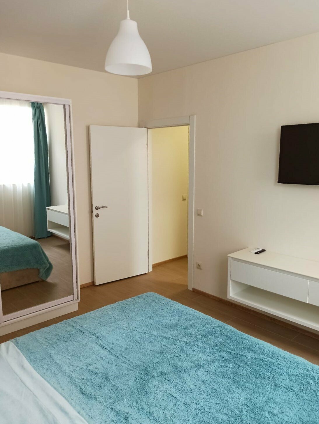 Семейный номер с балконом