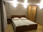 Трехместный номер с видом на сад в Guest house Dali