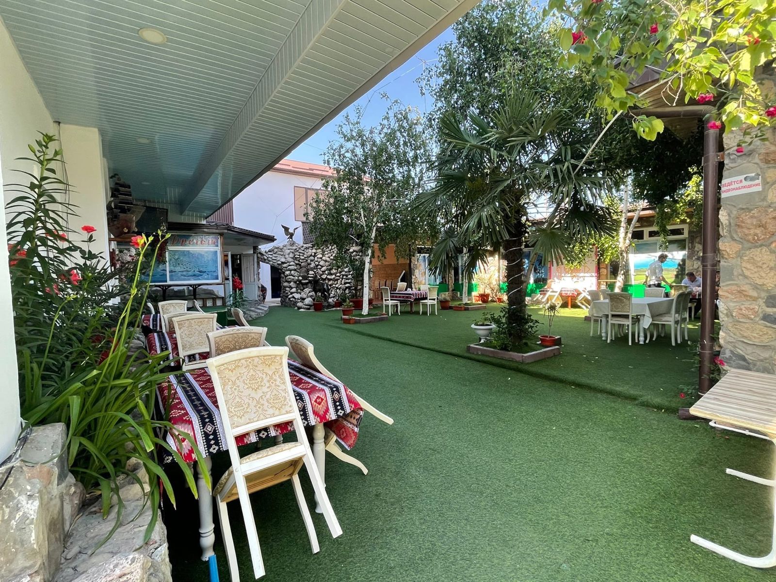 Трехместный номер с видом на море