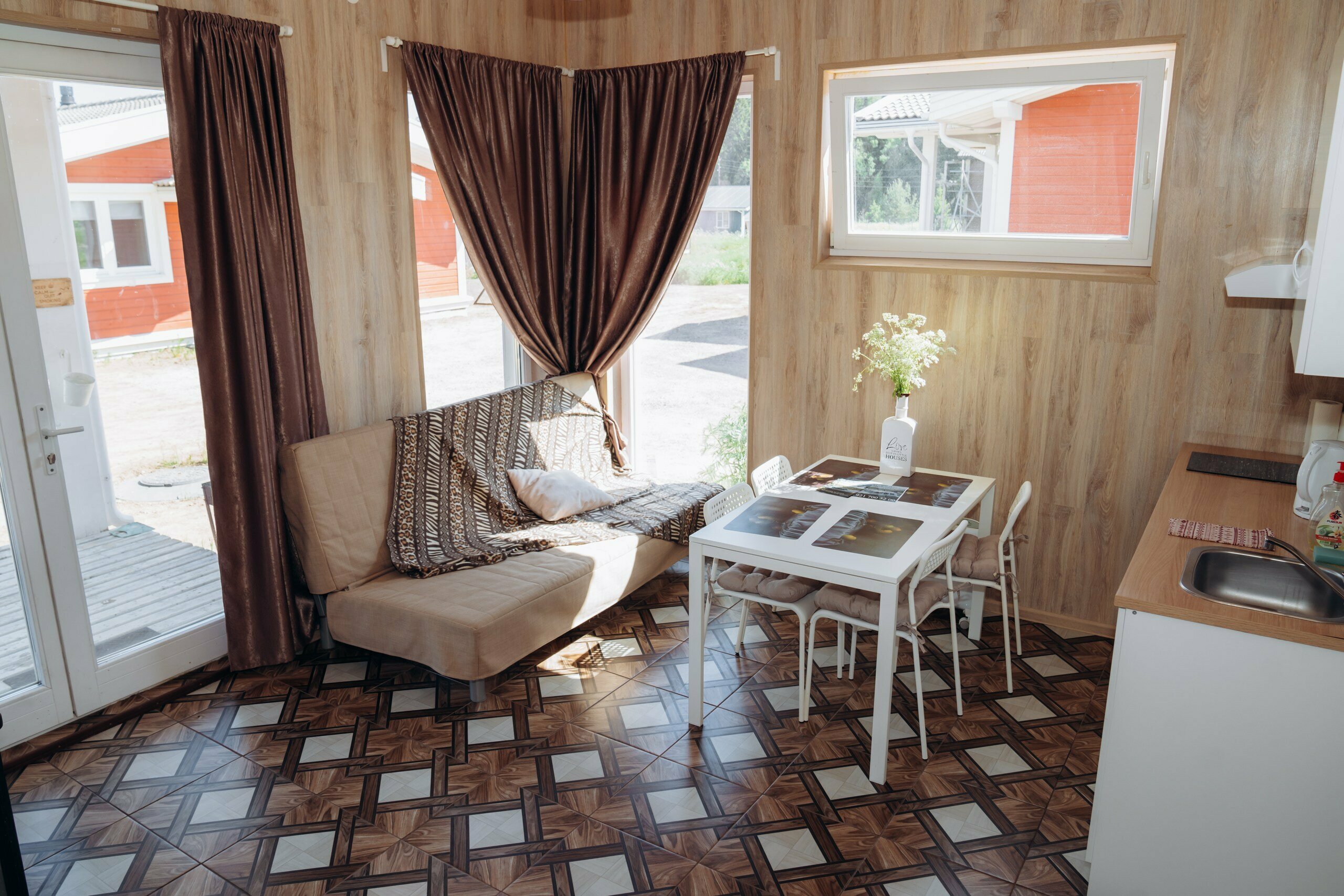 Коттедж с видом на озеро