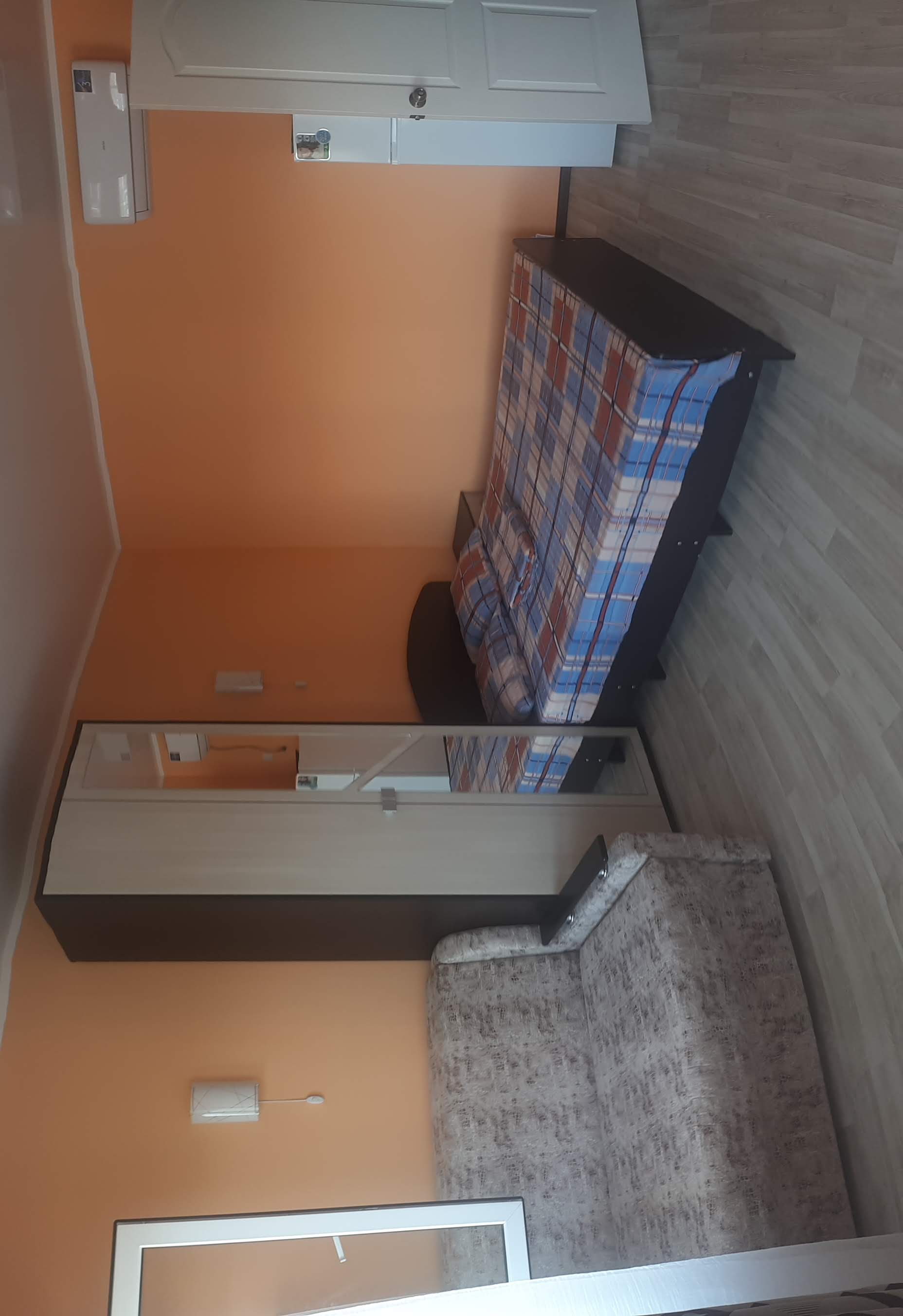 Трехместный номер с балконом