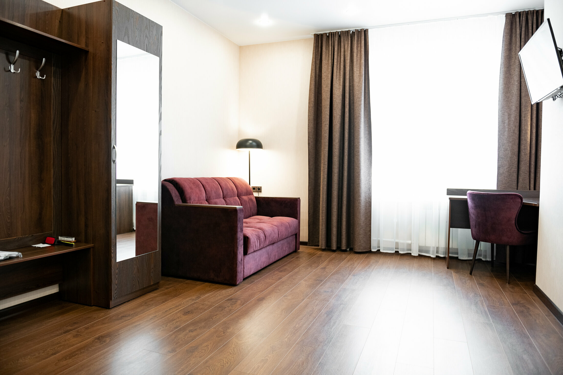 Люкс с кроватью размера «king-size» и гидромассажной ванной