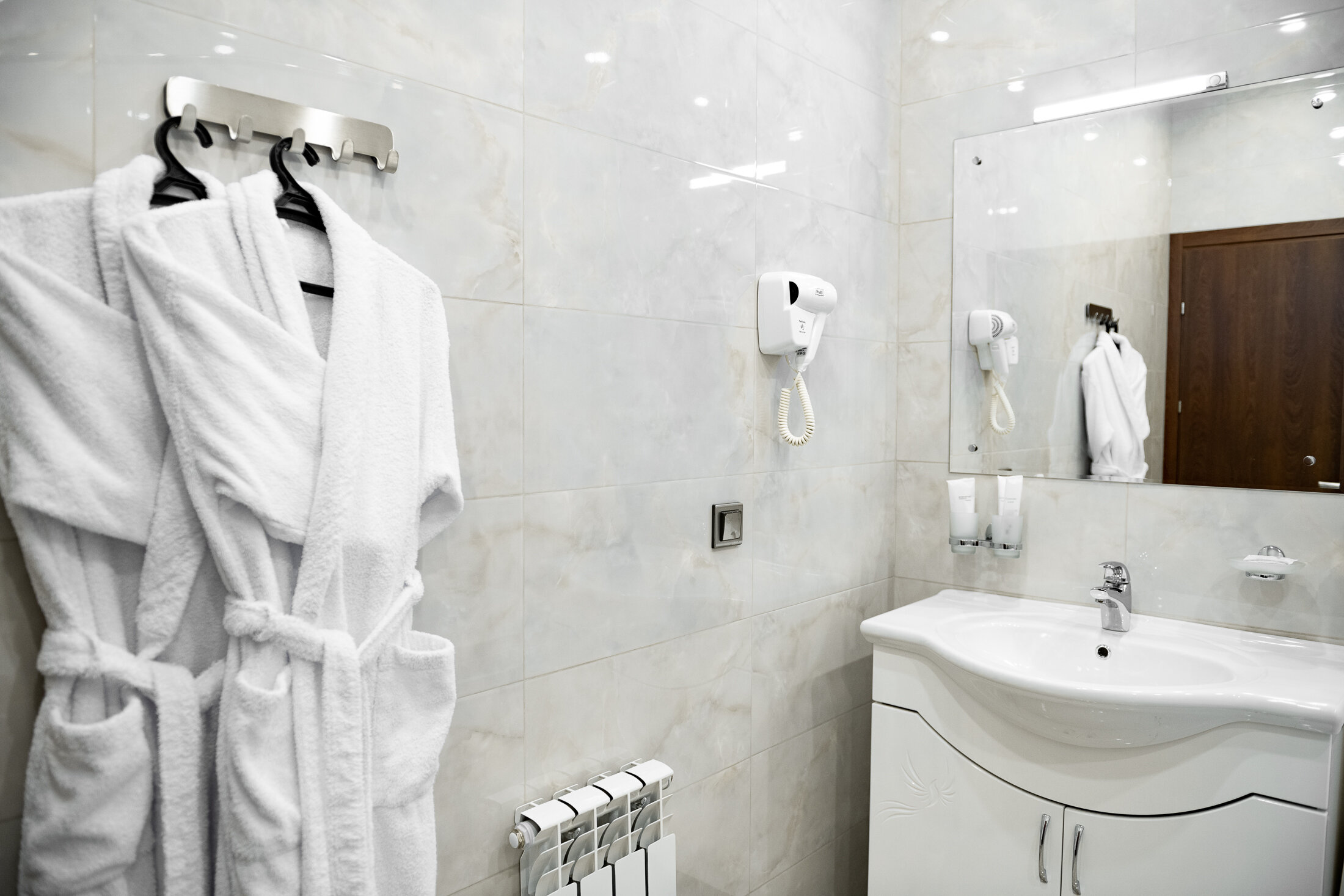 Люкс с кроватью размера «king-size» и гидромассажной ванной