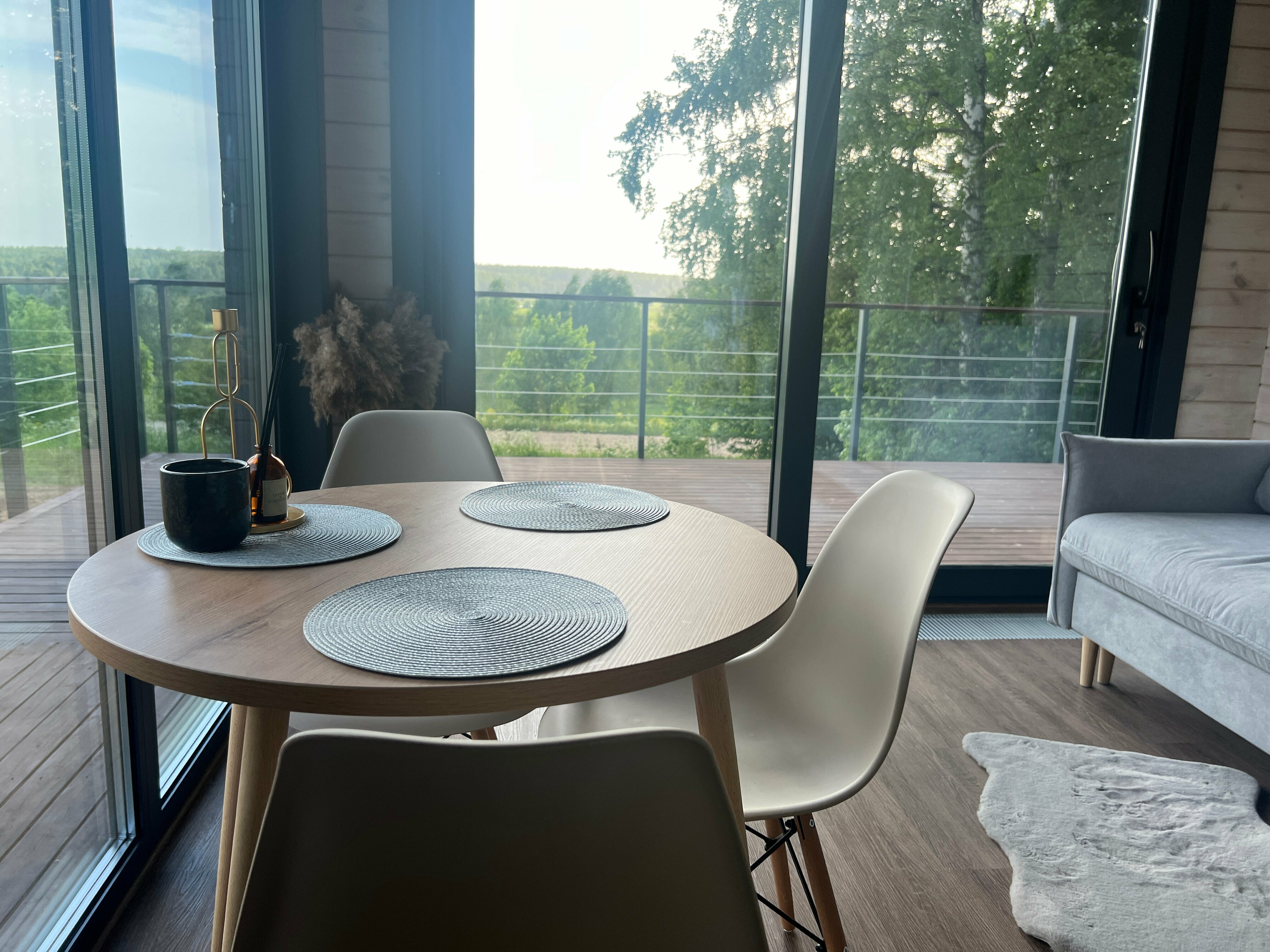 Дом с видом на лес