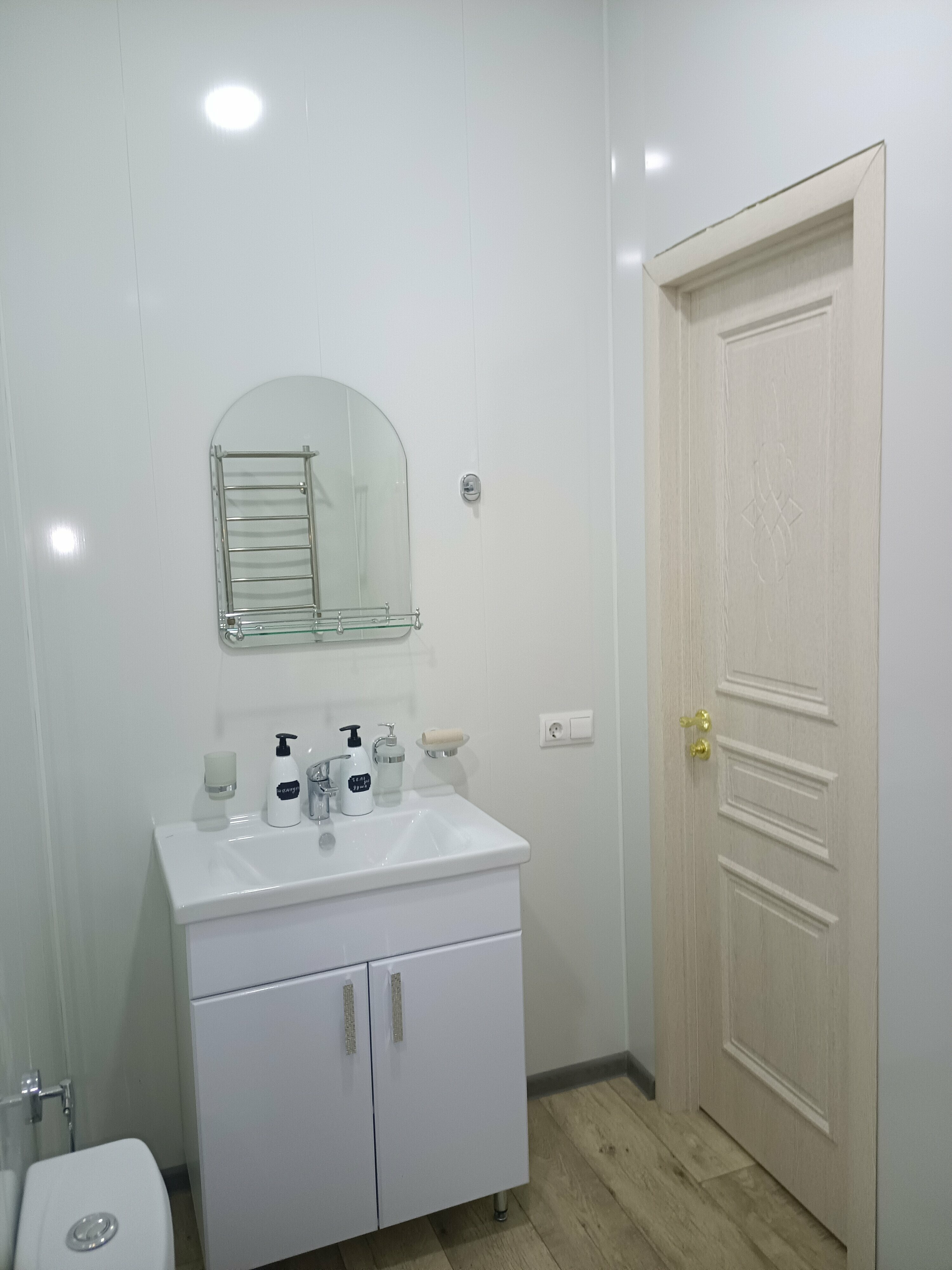 Двухместный номер с 1 кроватью и общей ванной комнатой