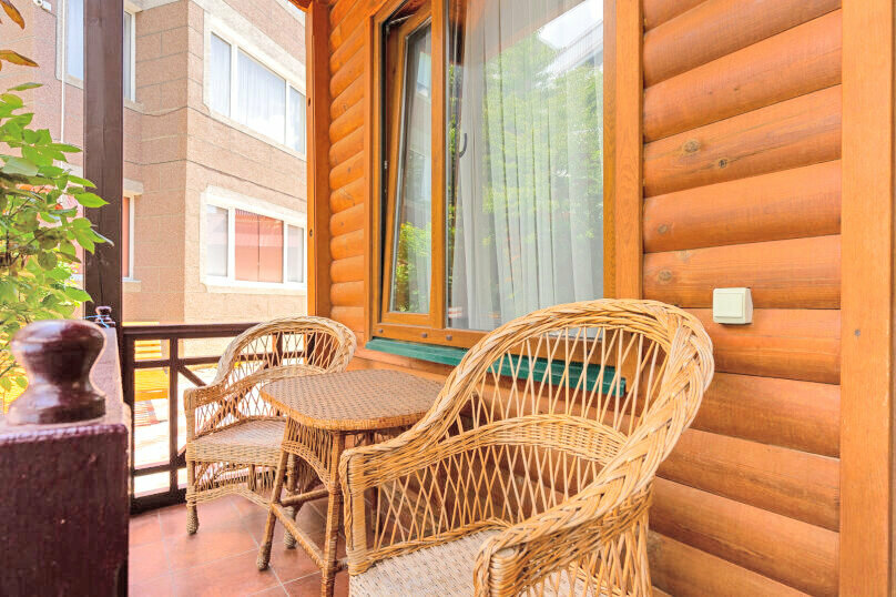 Номер-студия с видом на бассейн