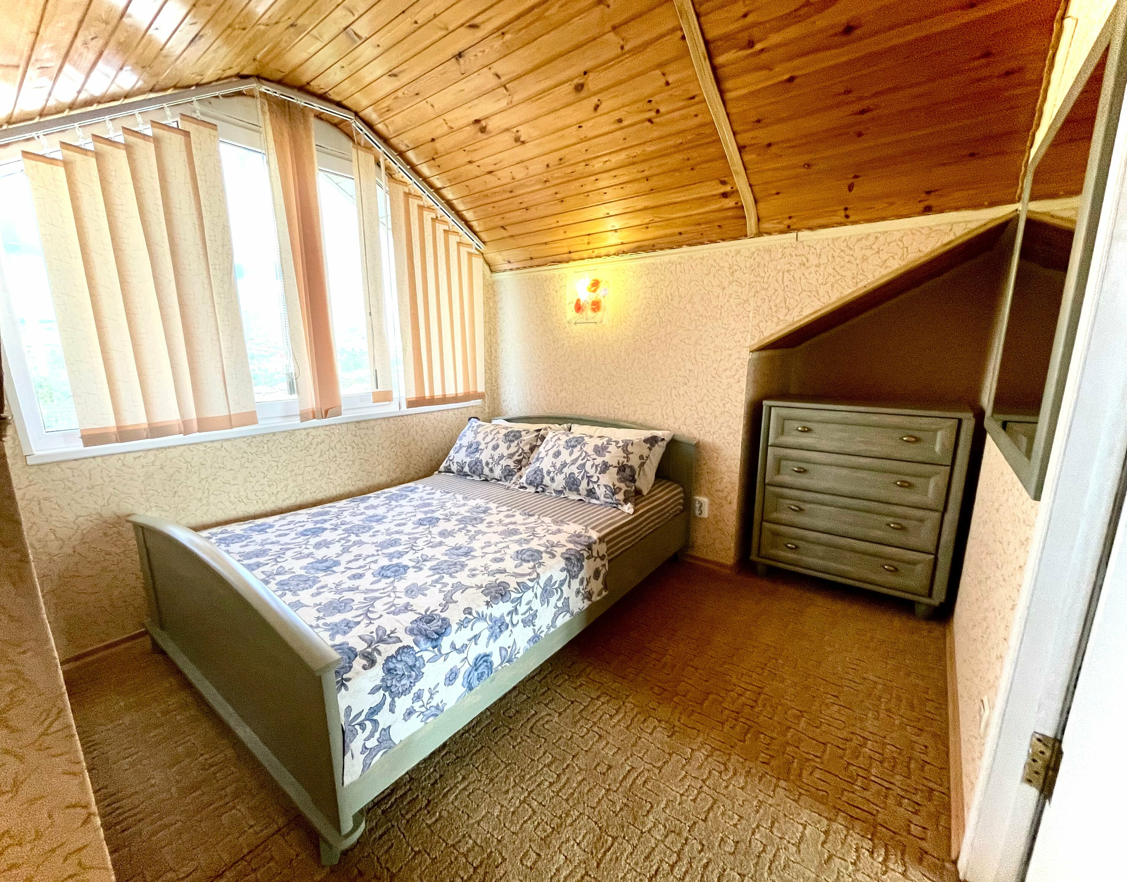 Пентхаус с балконом