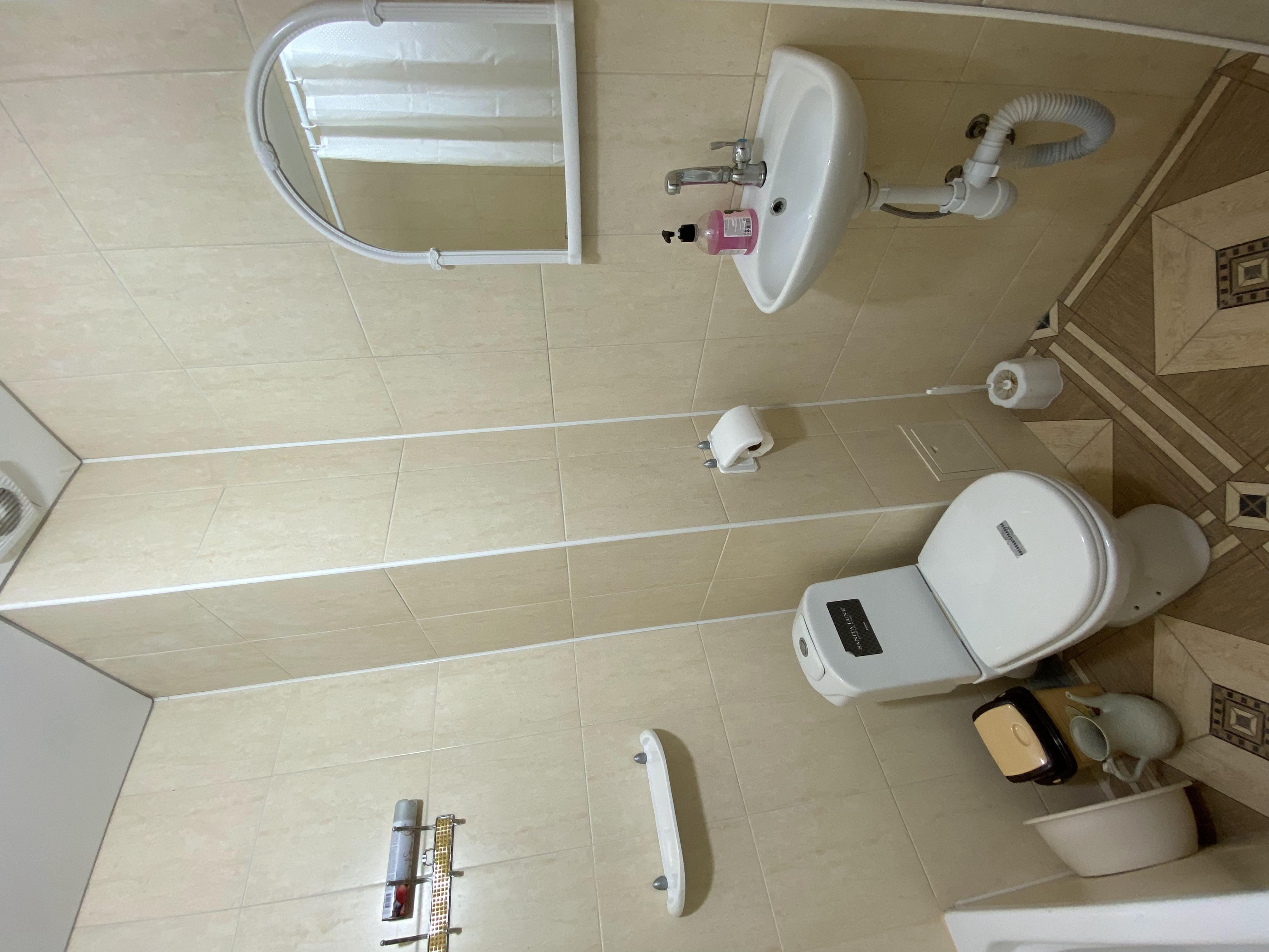 Семейный номер с видом на горы