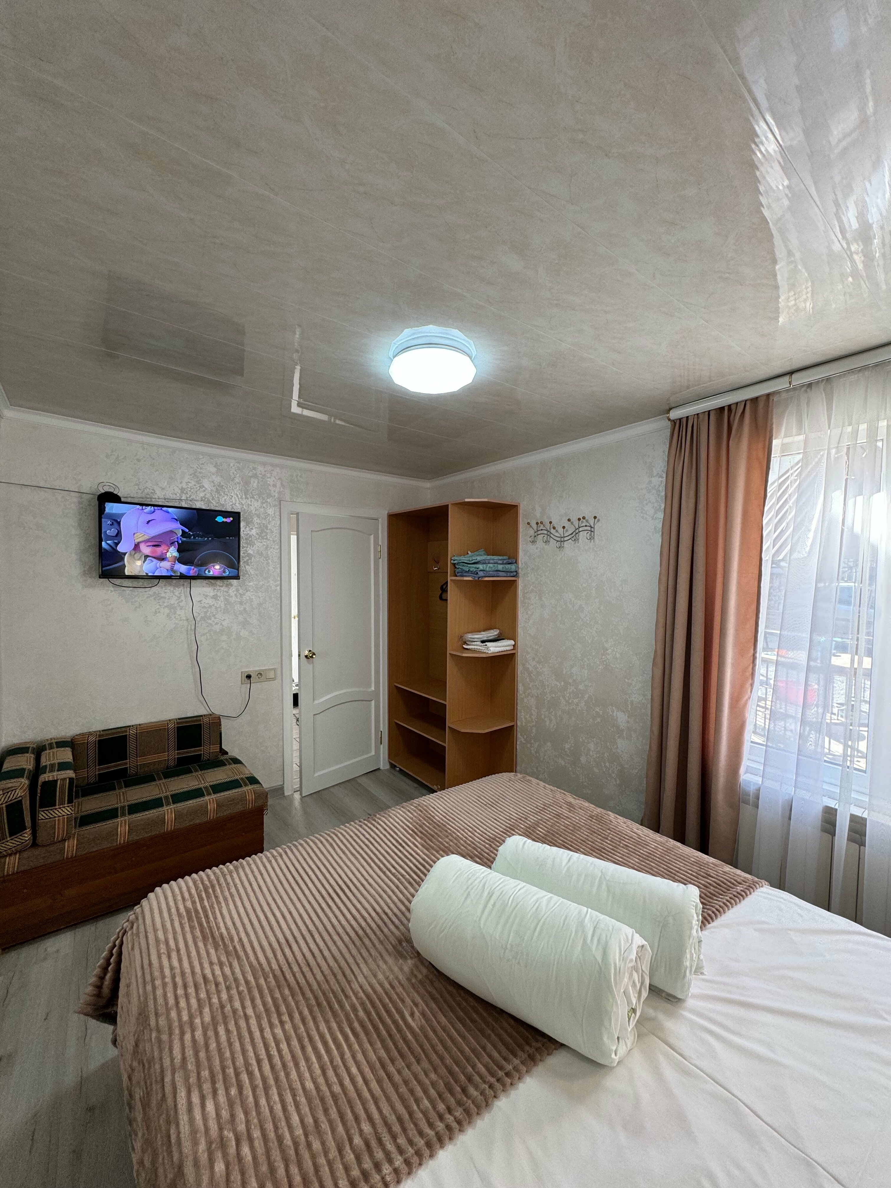 Четырехместный номер с видом на горы