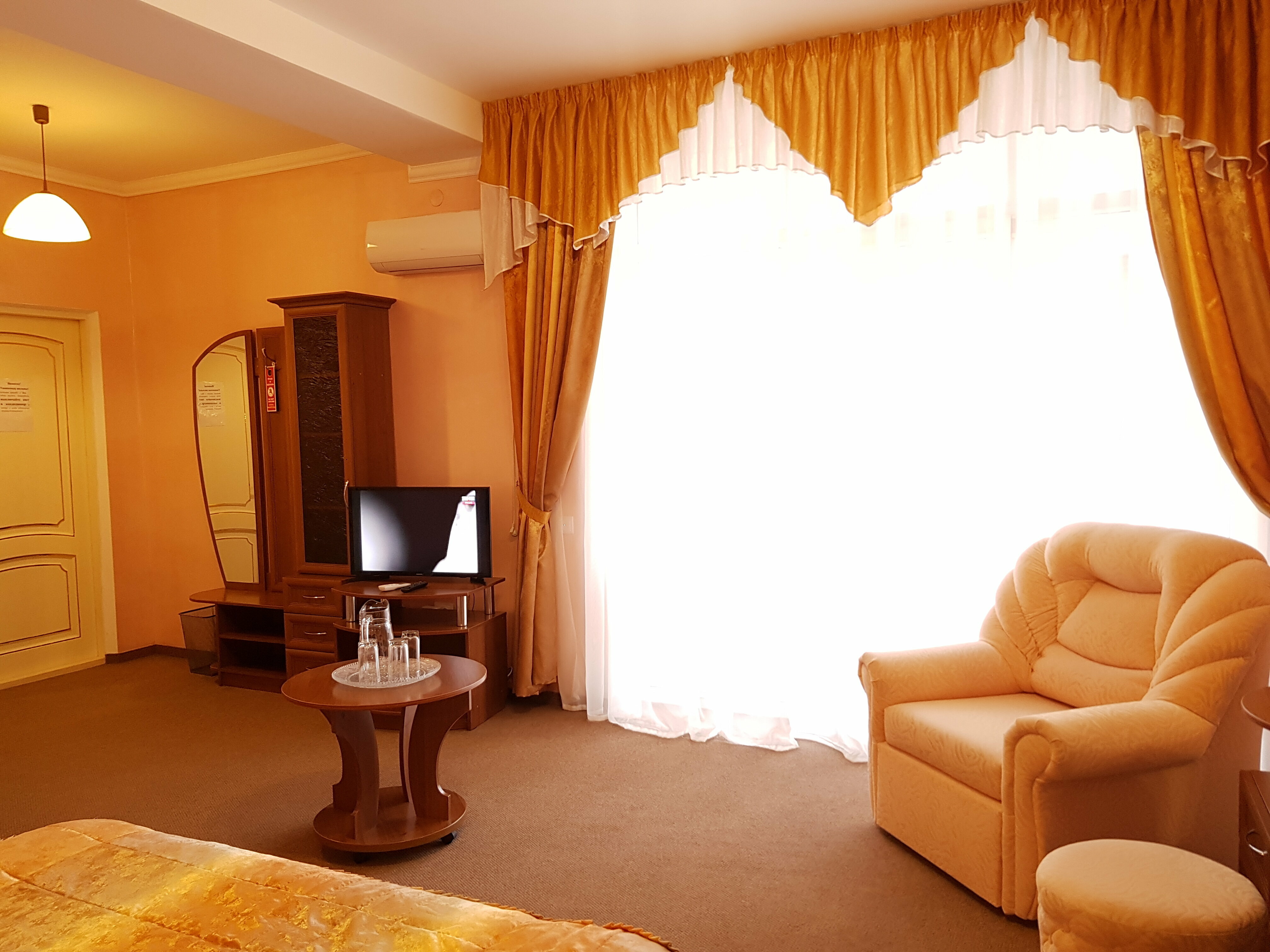 Трехместный однокомнатный с террасой