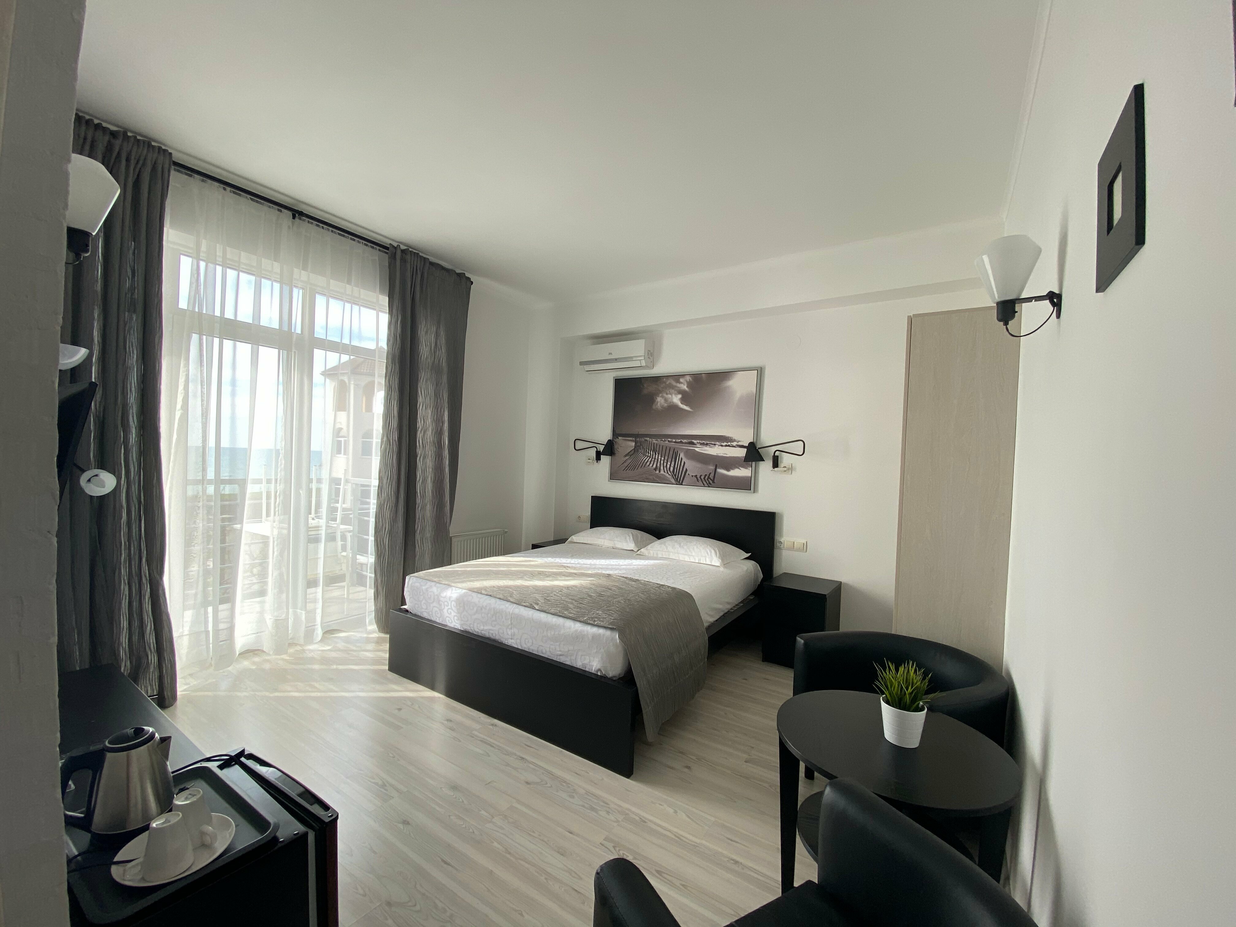 Люкс с кроватью размера «queen-size» и видом на море