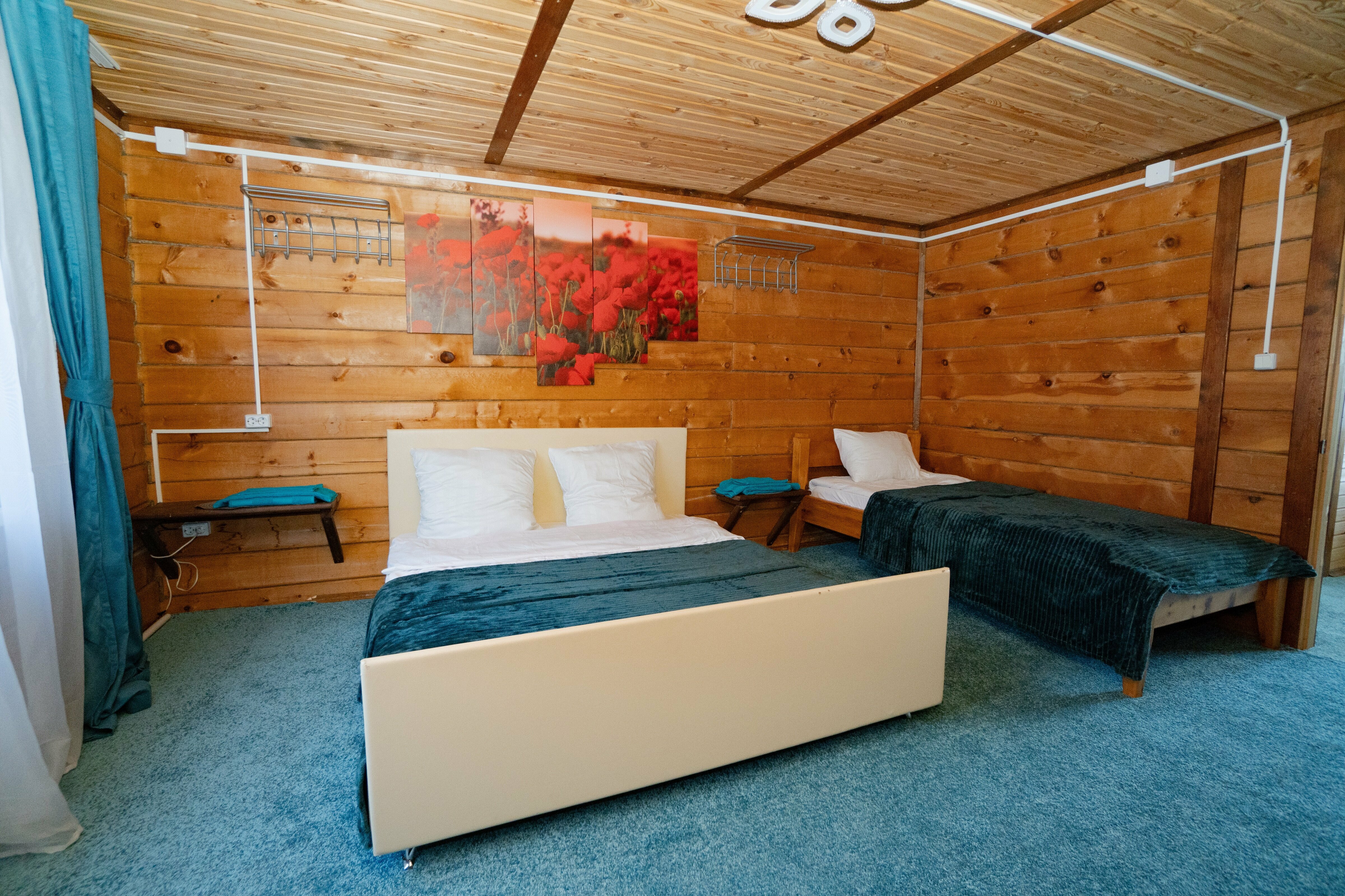 Cемейный номер с собственной ванной комнатой