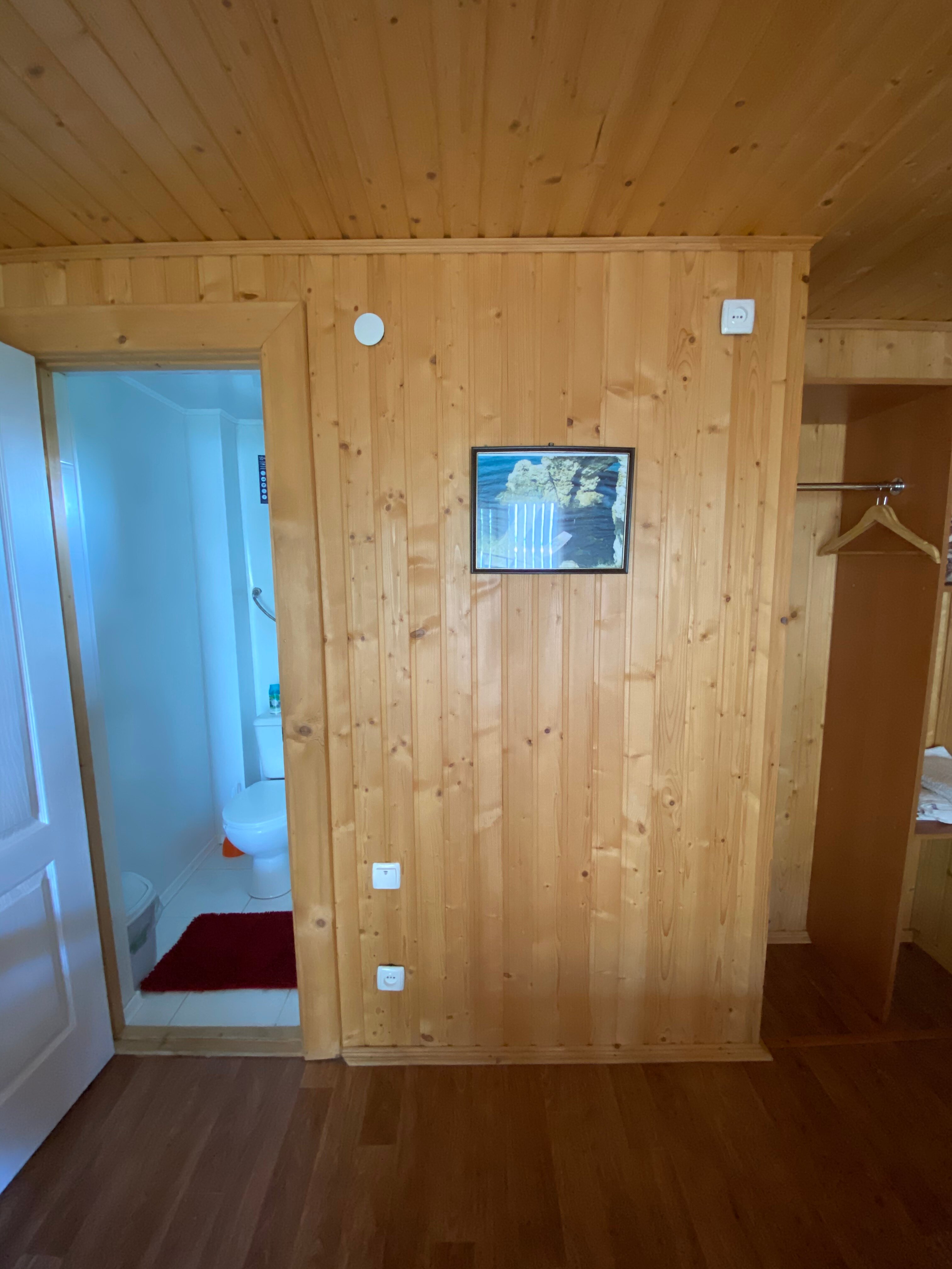 Трехместный номер с балконом