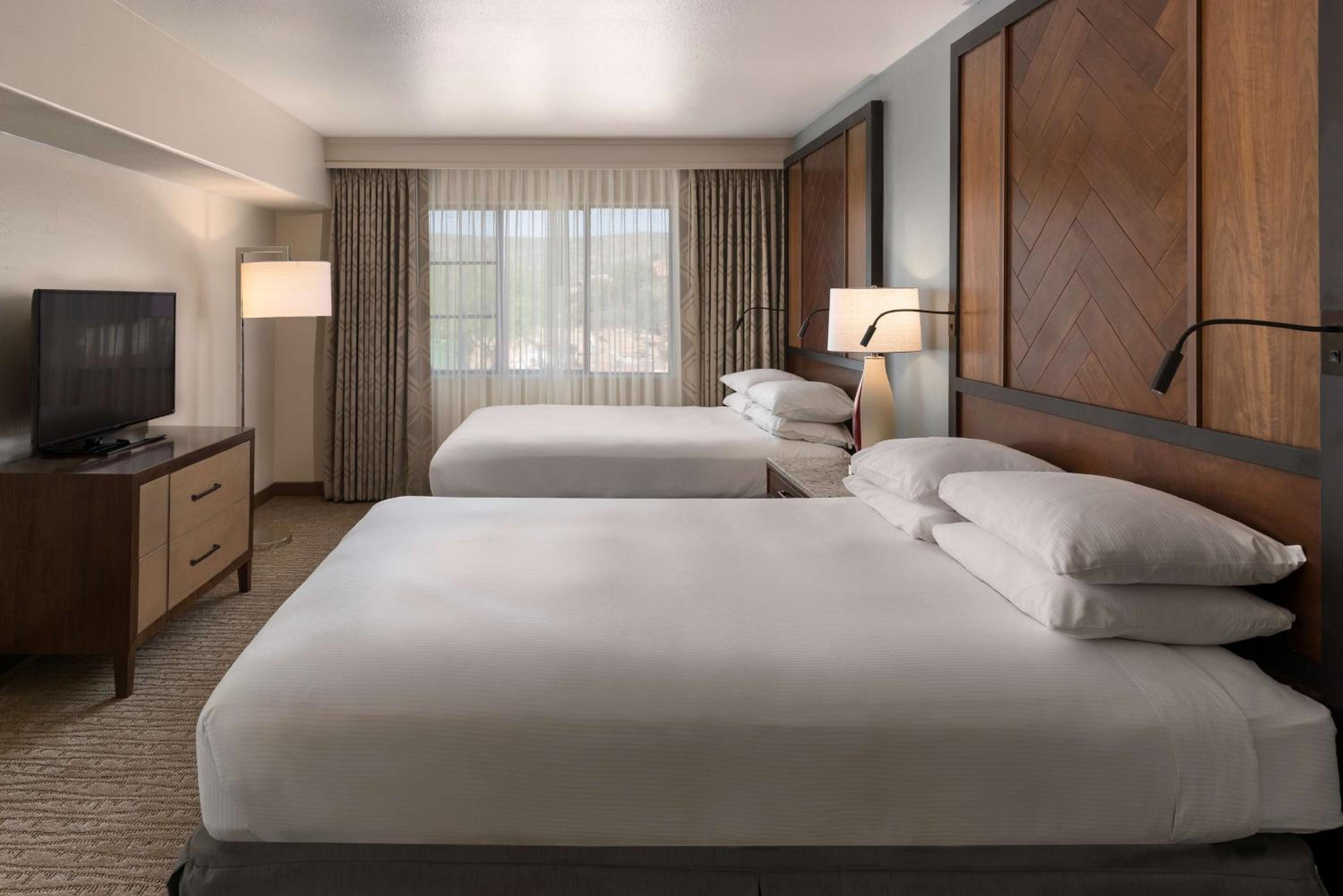 Double Queen Suite with Balcony