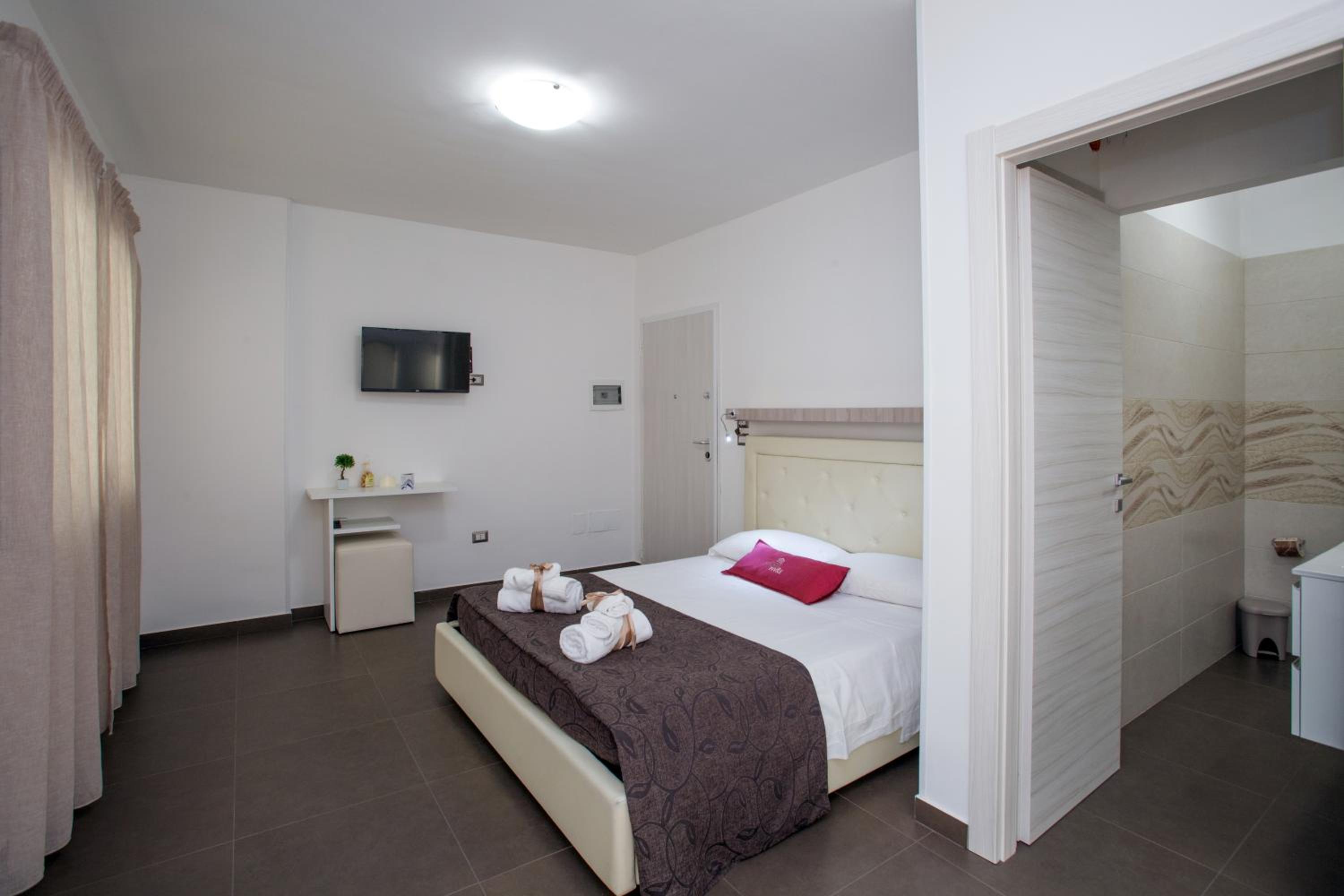 Comfort Double Room with Balcony and Sea View
