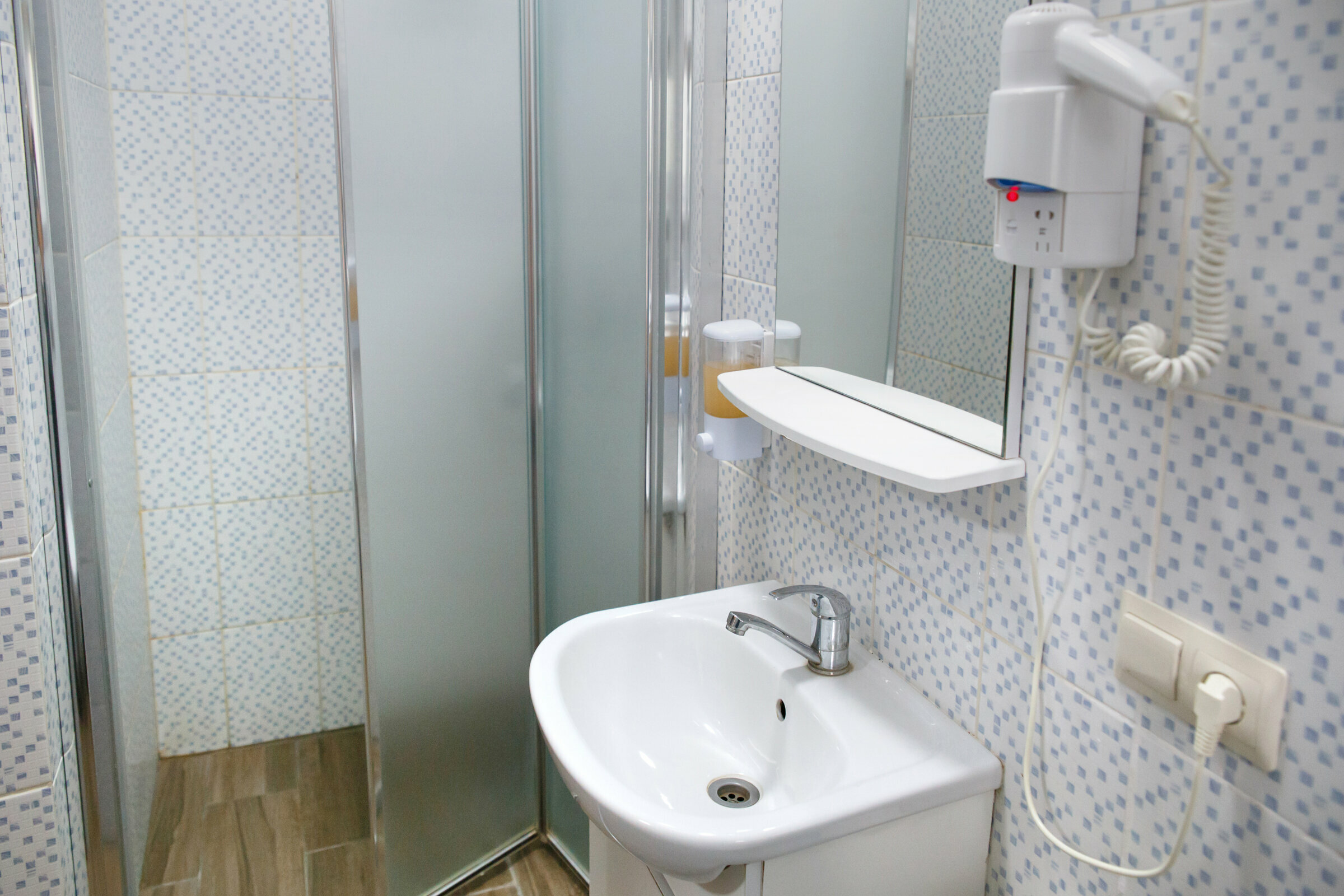 Семейный номер с видом на сад