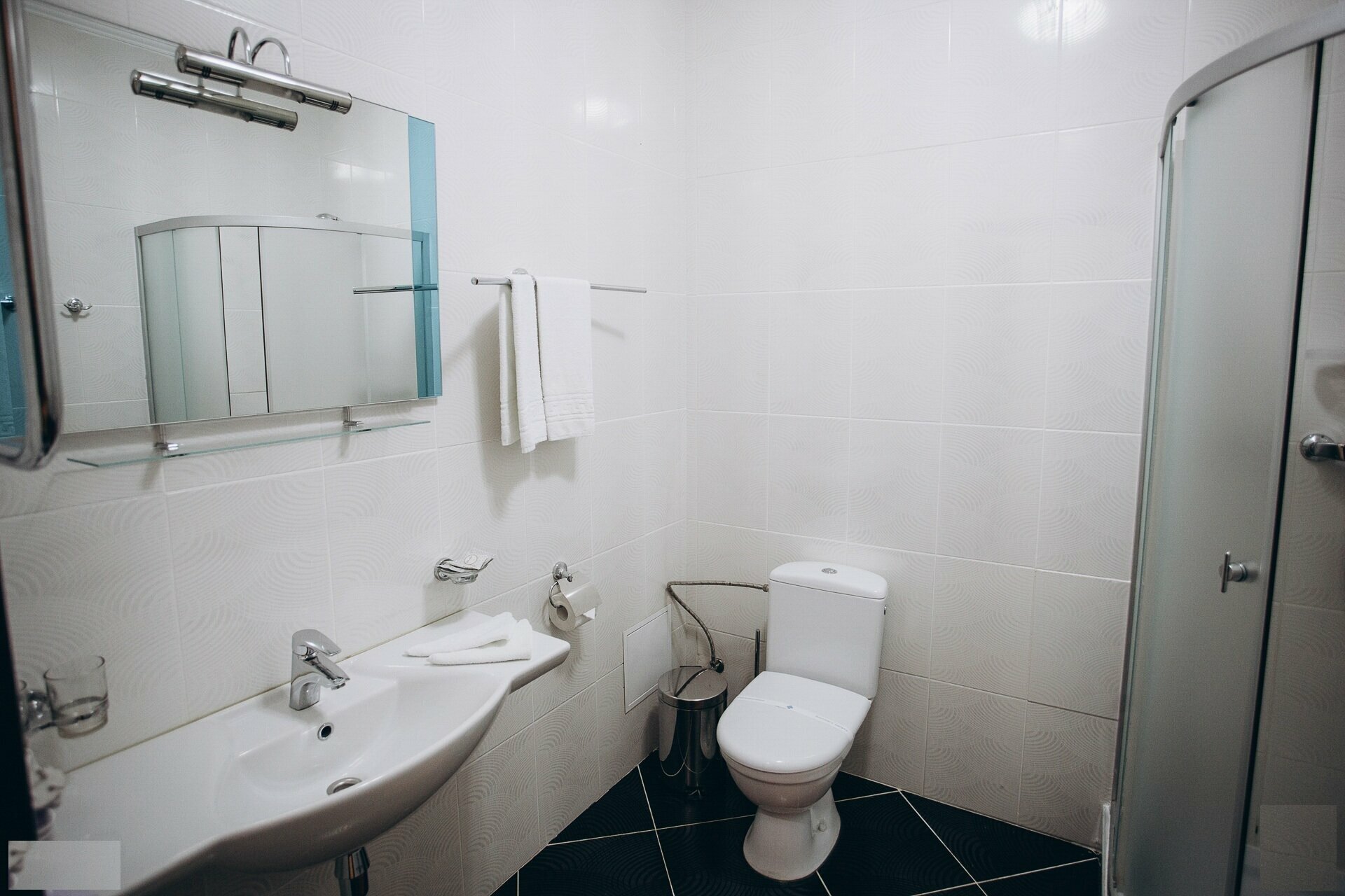 Общий 6-местный номер для мужчин и женщин