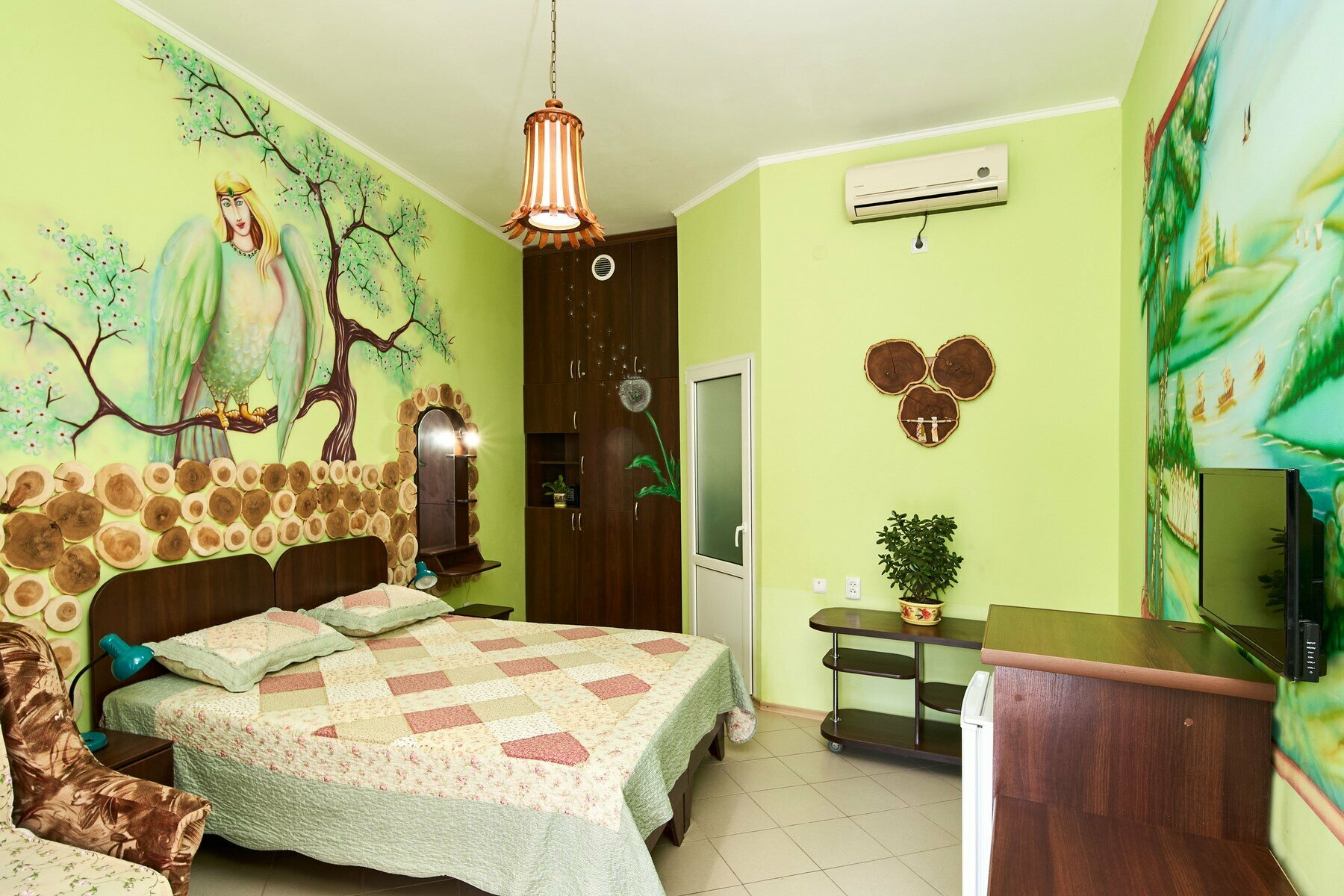 Номер-студия с балконом