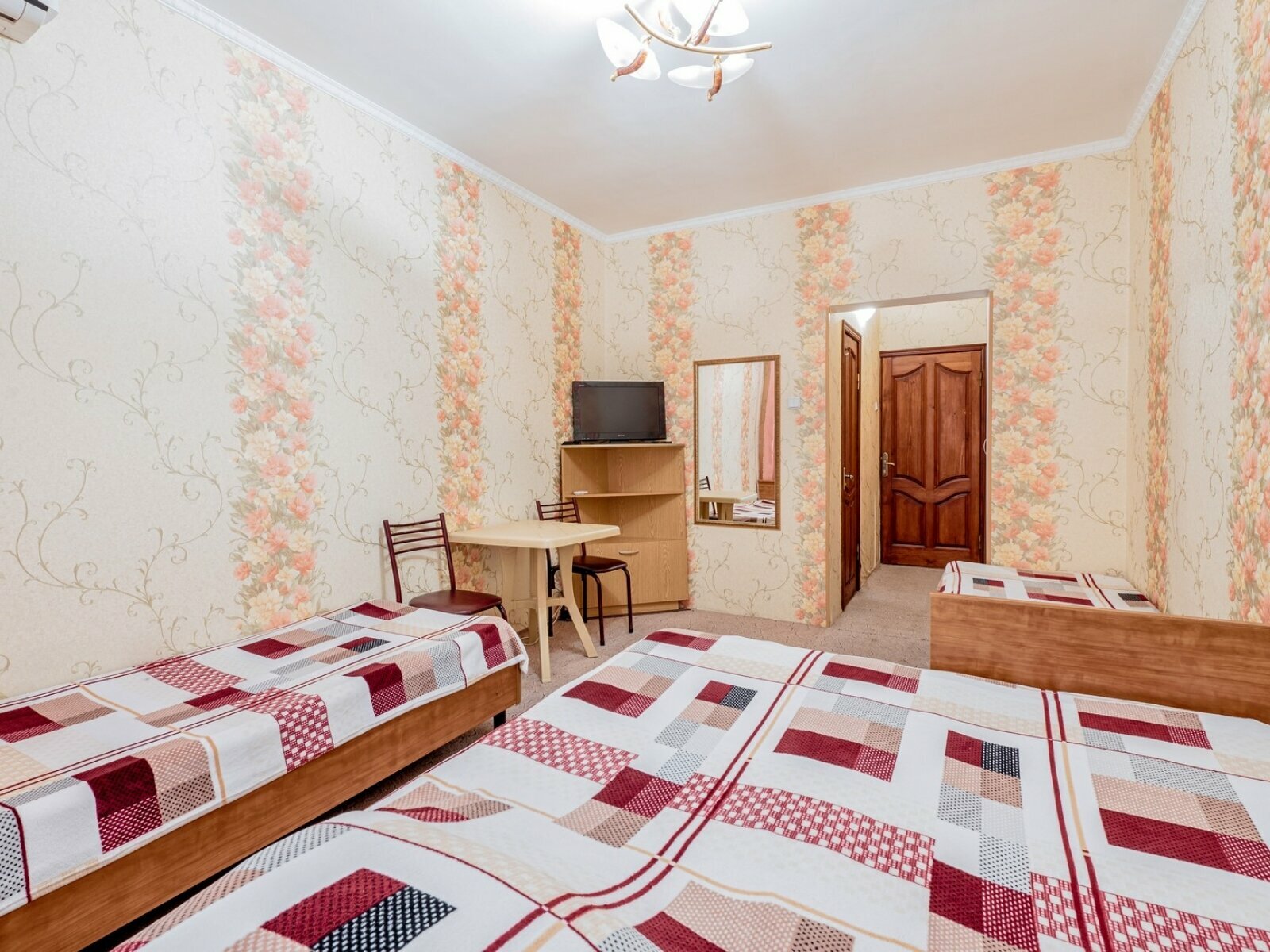 Стандартный четырехместный номер