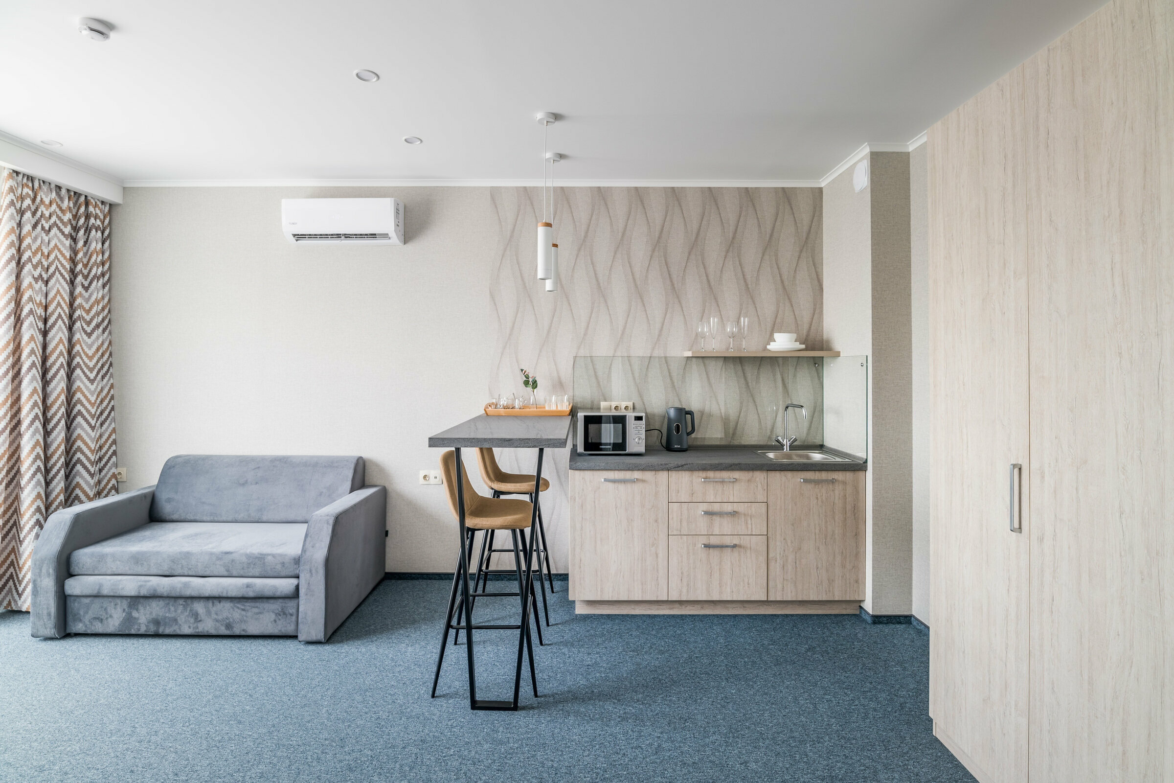 Семейный номер с балконом