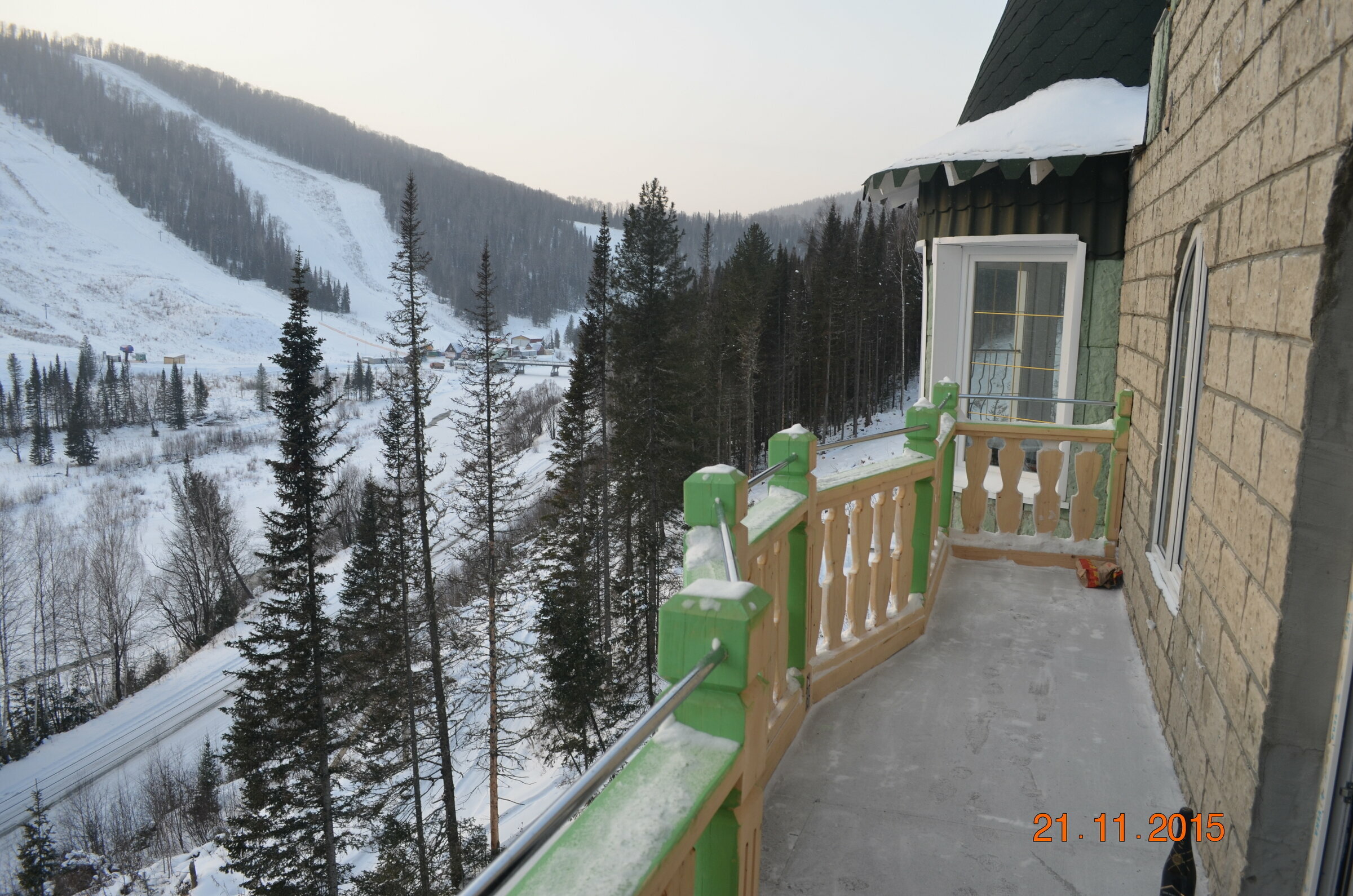 Четырехместный номер с видом на горы