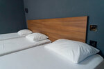 Трехместный номер в Small Hotel