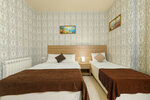 Четырёхместный номер с двухспальной кроватью и балконом в Инесса