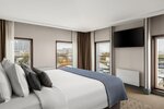 KING DELUXE CITY VIEW ROOM в Chekhoff Hotel Moscow Curio Collection by Hilton