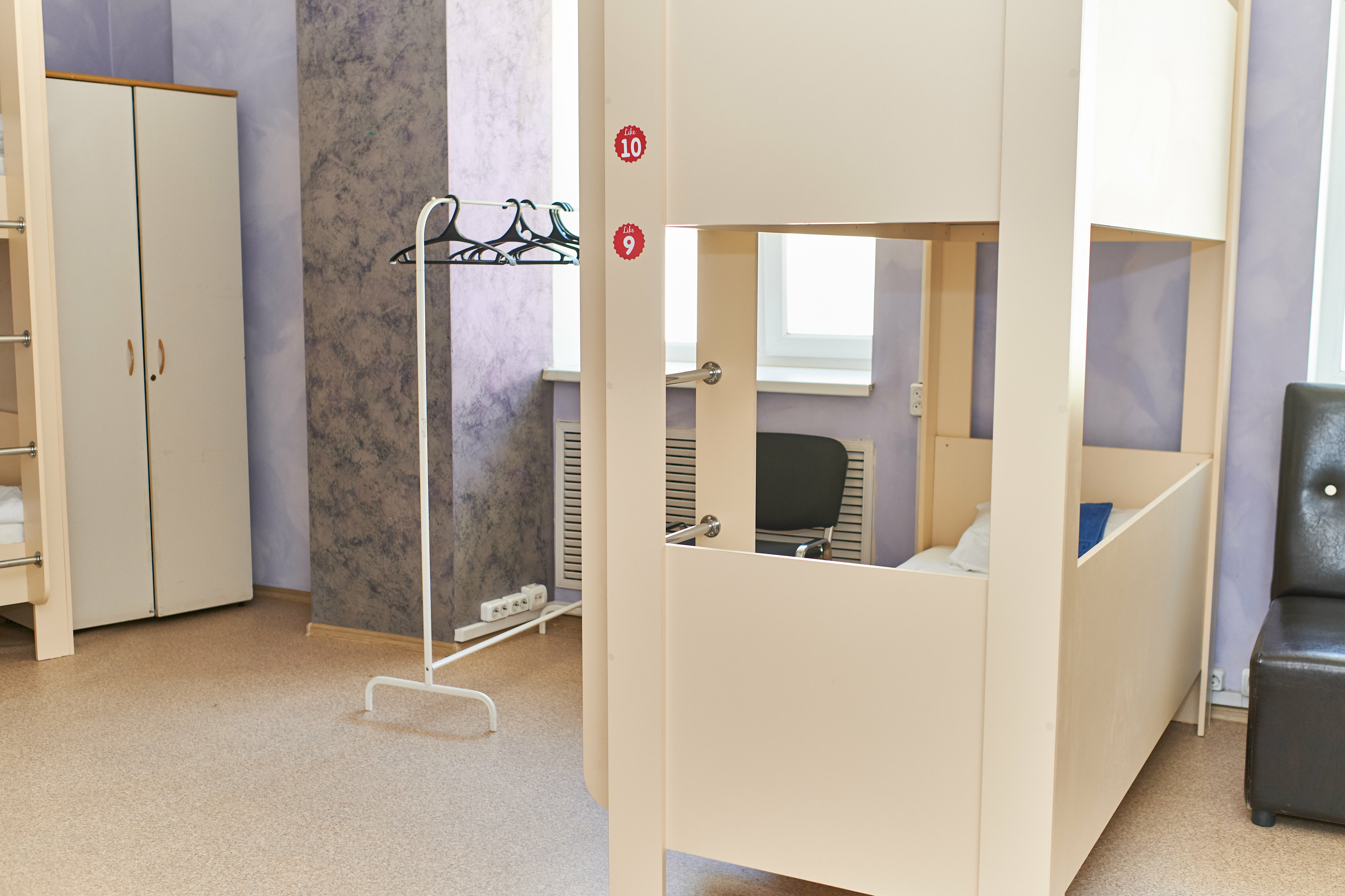 Кровать в общем номере для мужчин