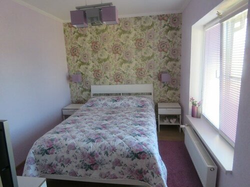 Четырехместный номер с ванной комнатой