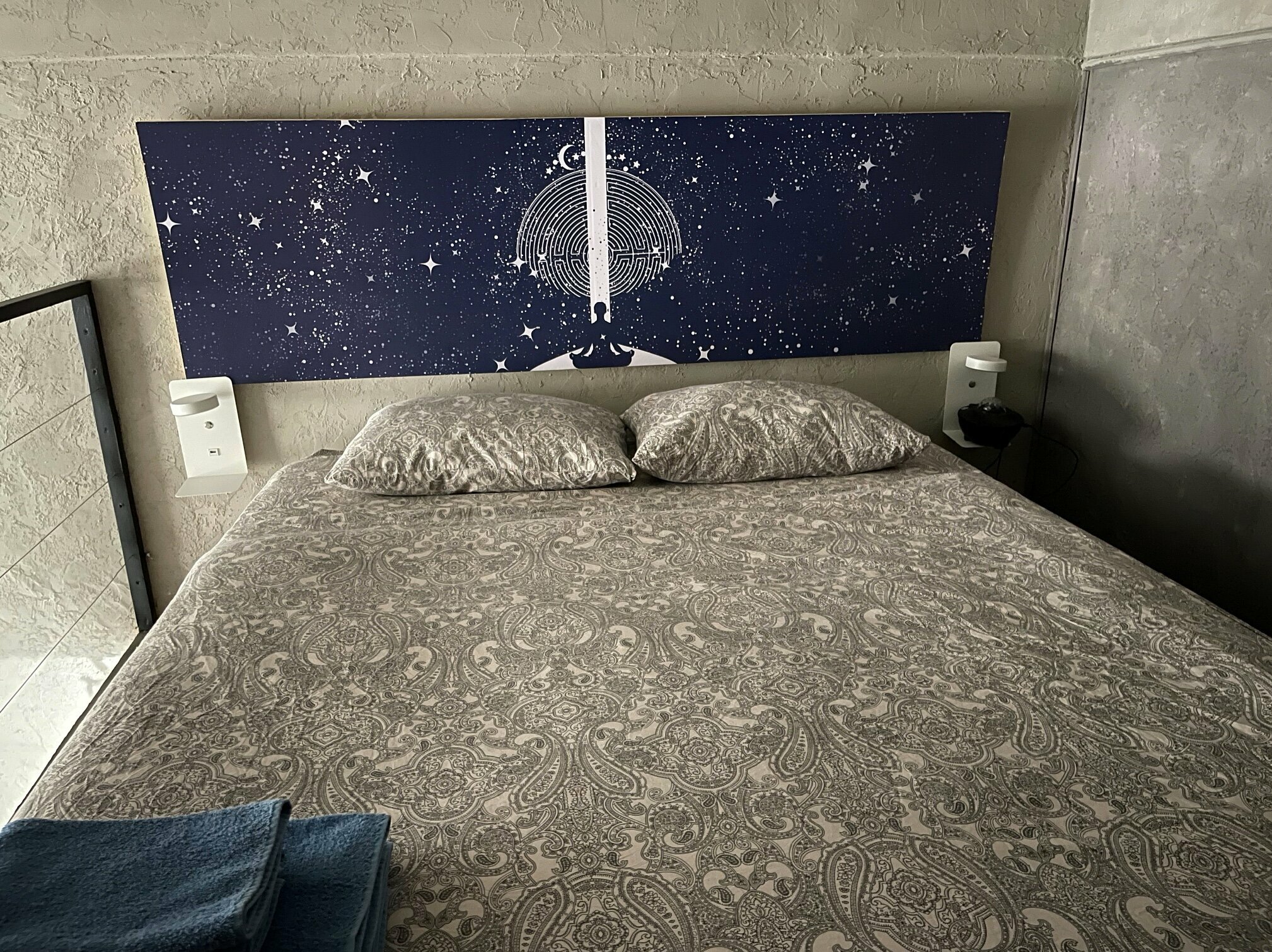 Двухуровневые апартаменты