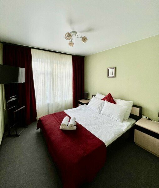 Cемейный номер с собственной ванной комнатой