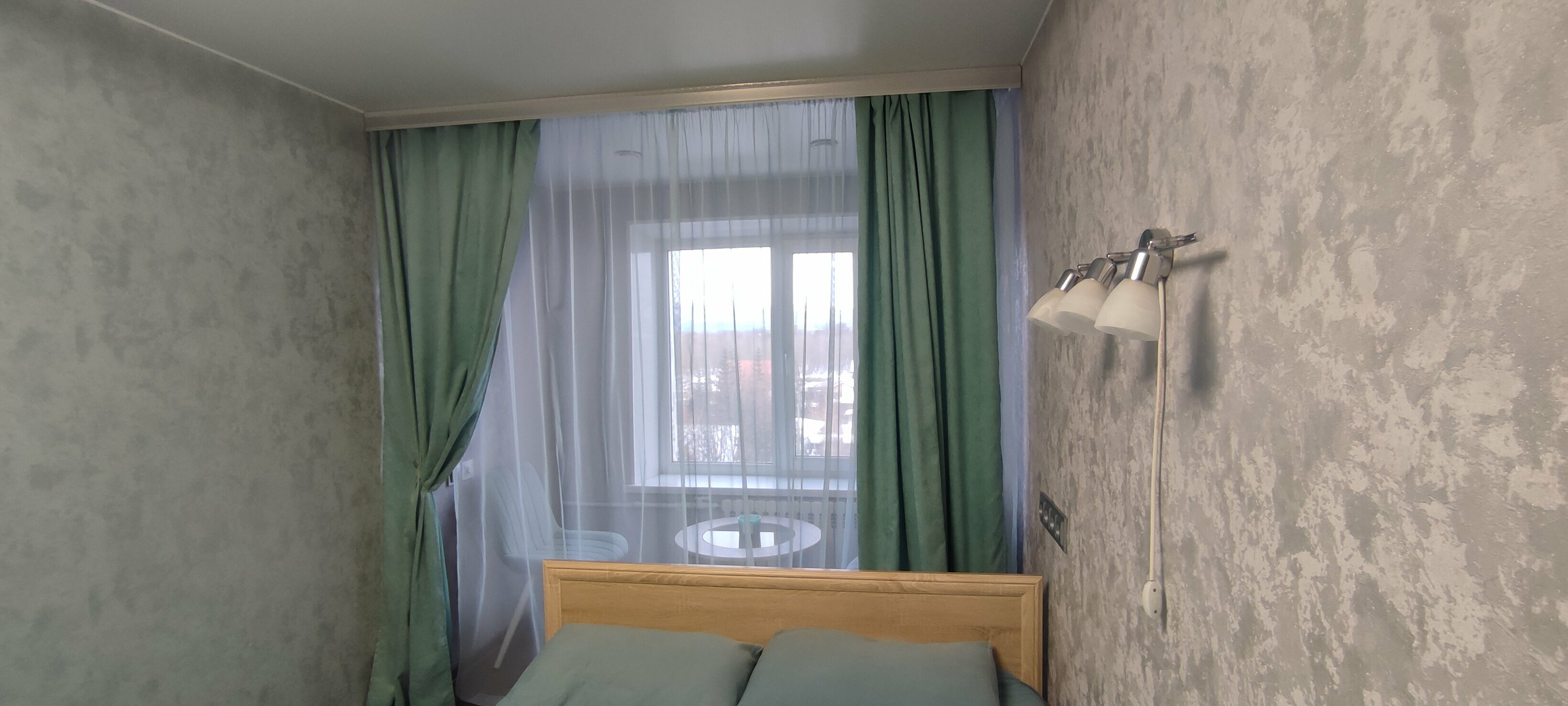 Семейный номер с видом на горы