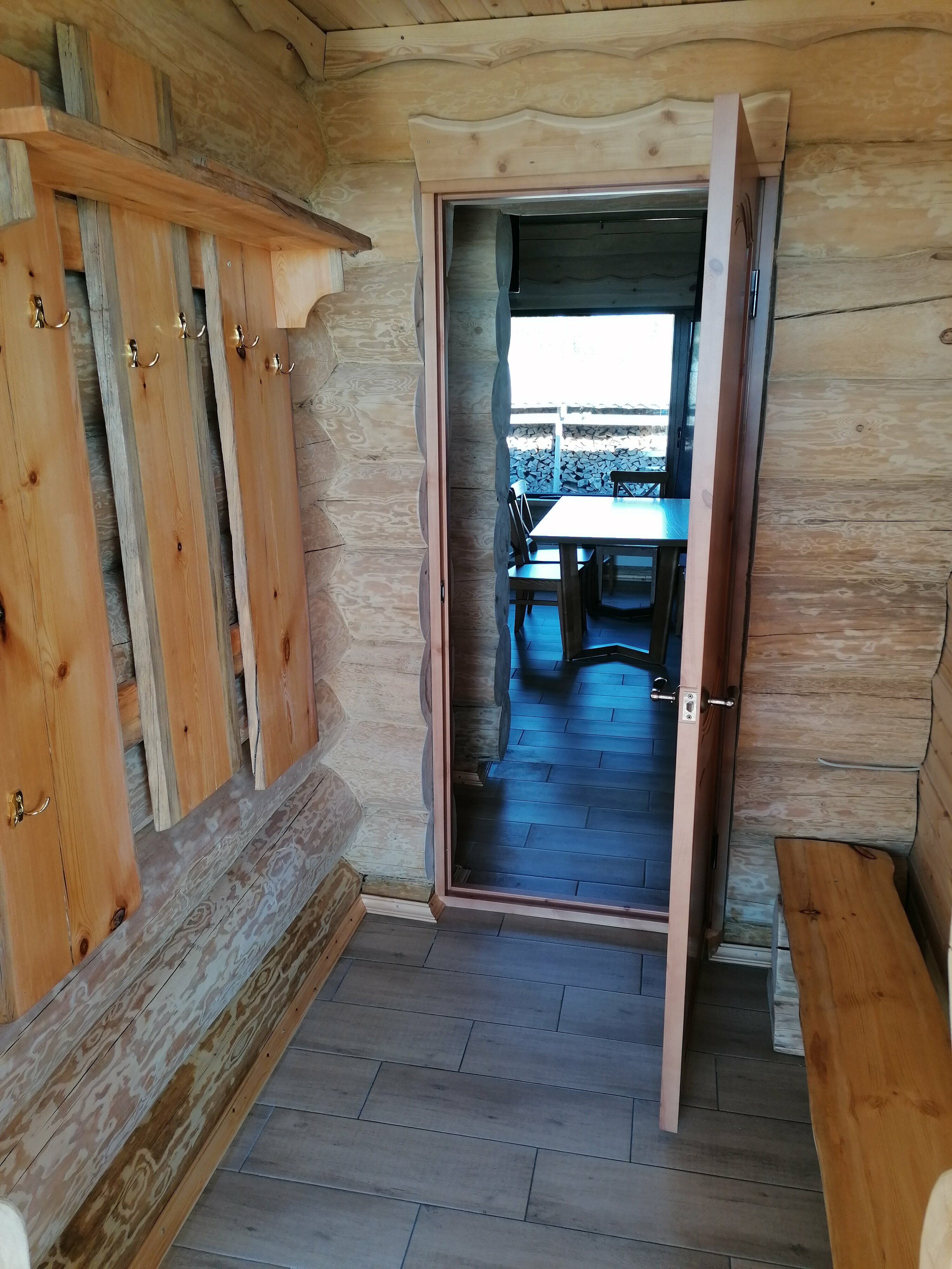 Дом с видом на озеро