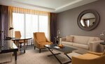 ДВУХКОМНАТНЫЙ ЛЮКС С ВИДОМ НА РЕКУ в DoubleTree by Hilton Hotel Minsk