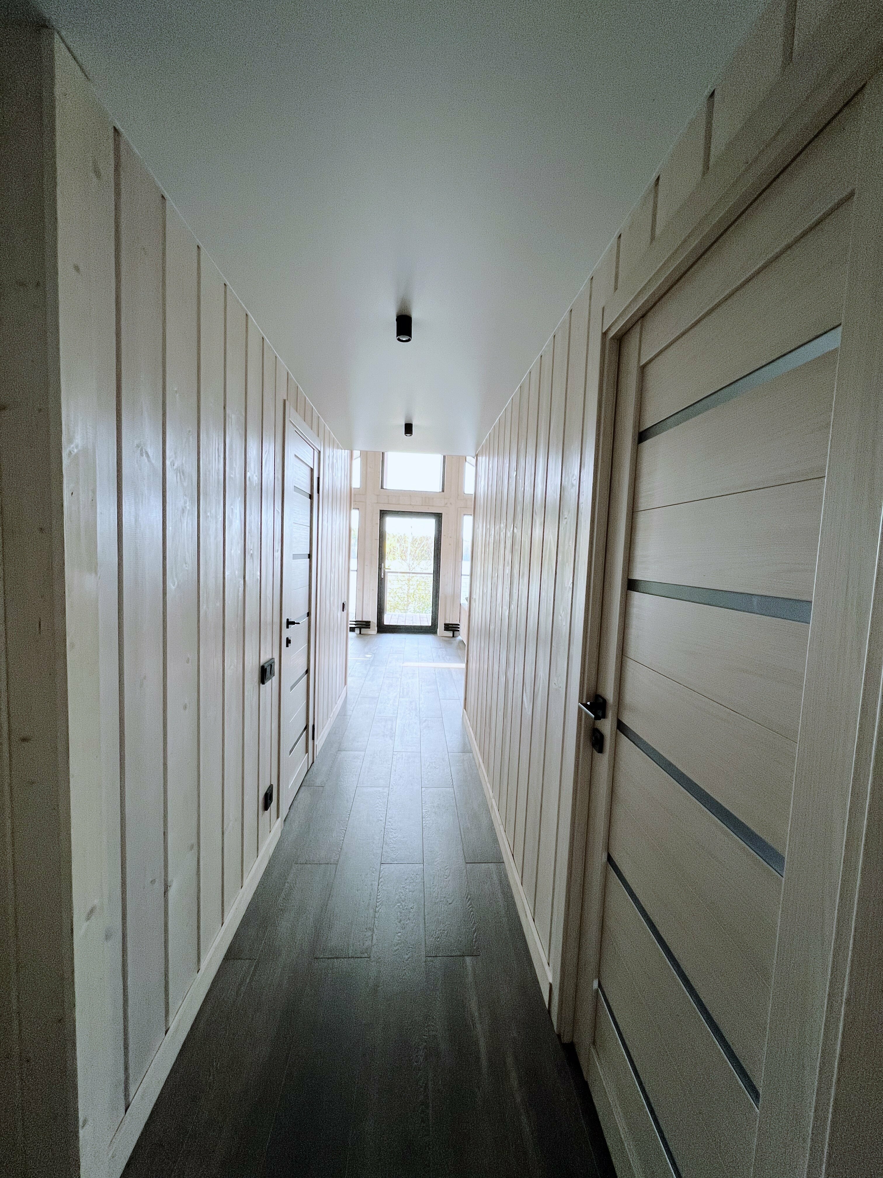 Дом с видом на озеро