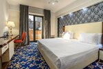 Deluxe Double or Twin with Balcony в Royal Plaza by Stellar Hotels