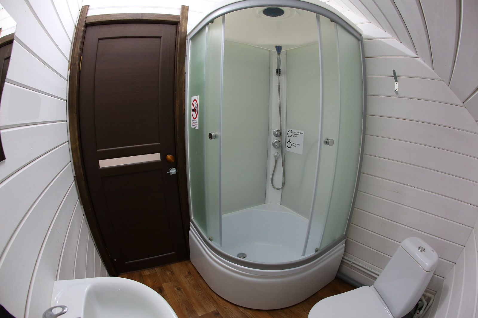 Коттедж с собственным бассейном