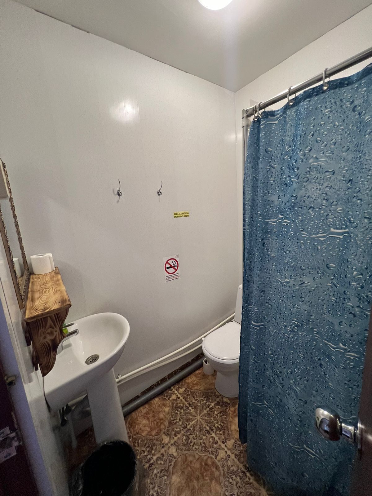 Cемейный номер с собственной ванной комнатой