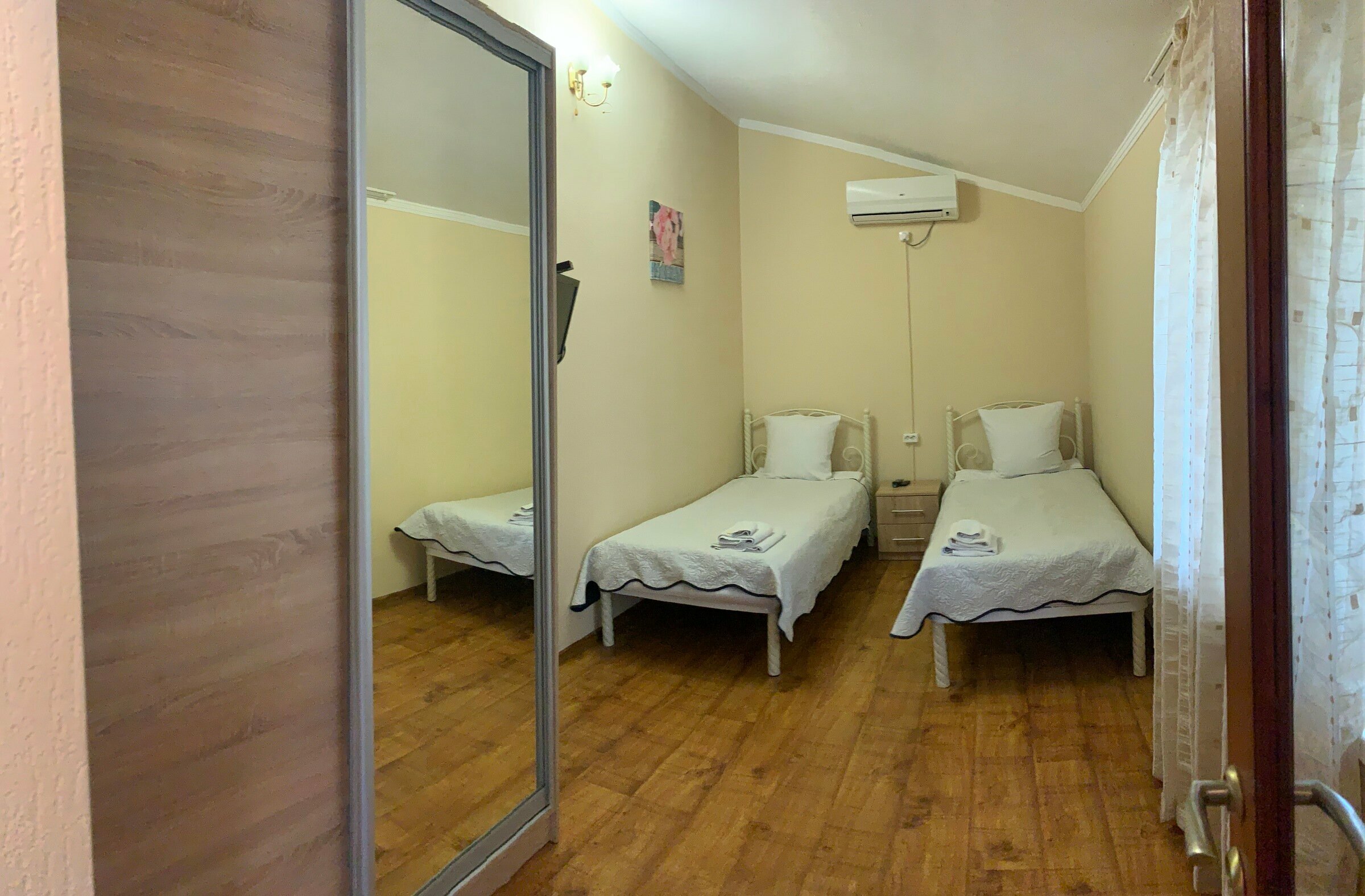 Семейный номер с балконом